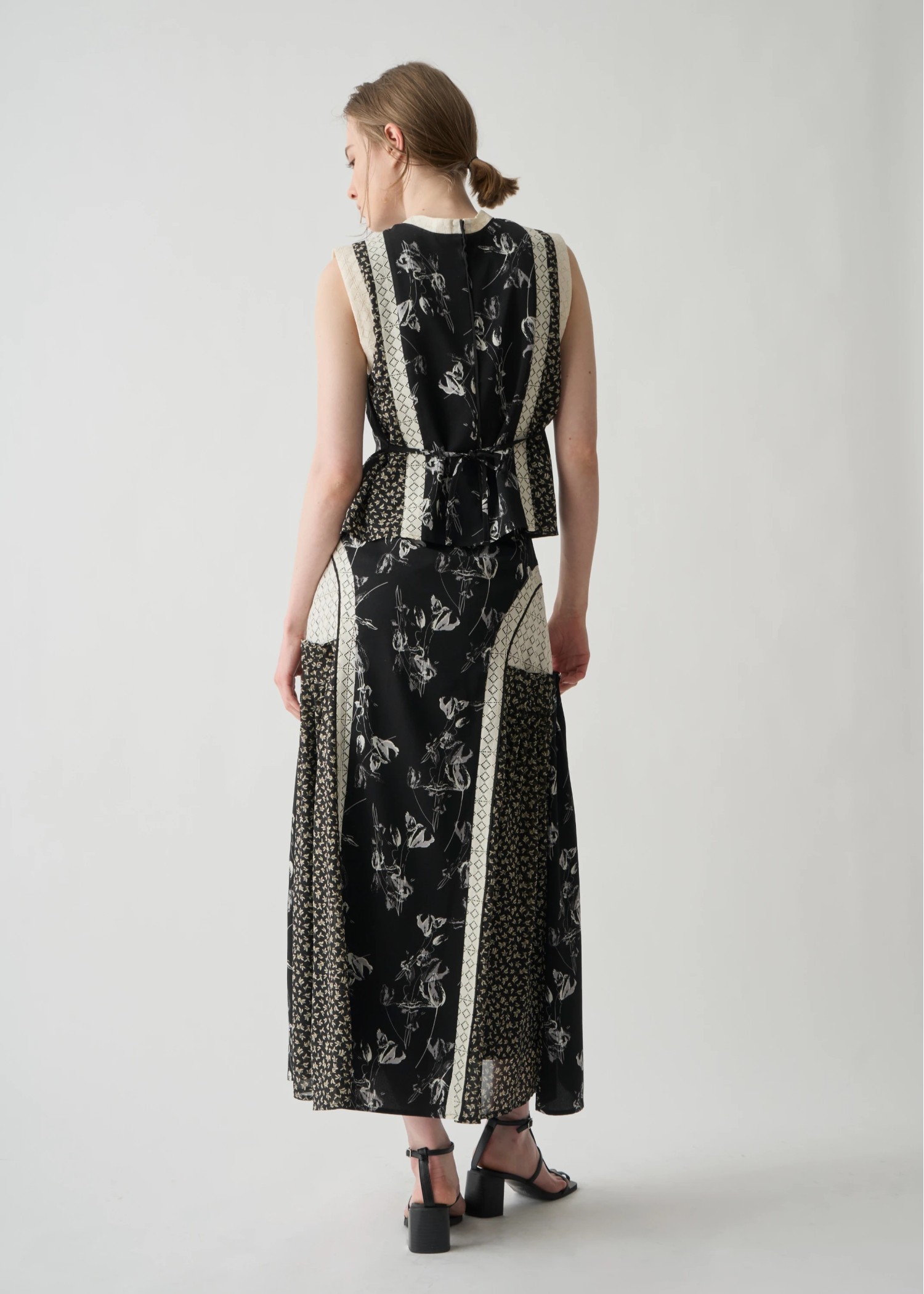 patchwork lace no sleeve BL