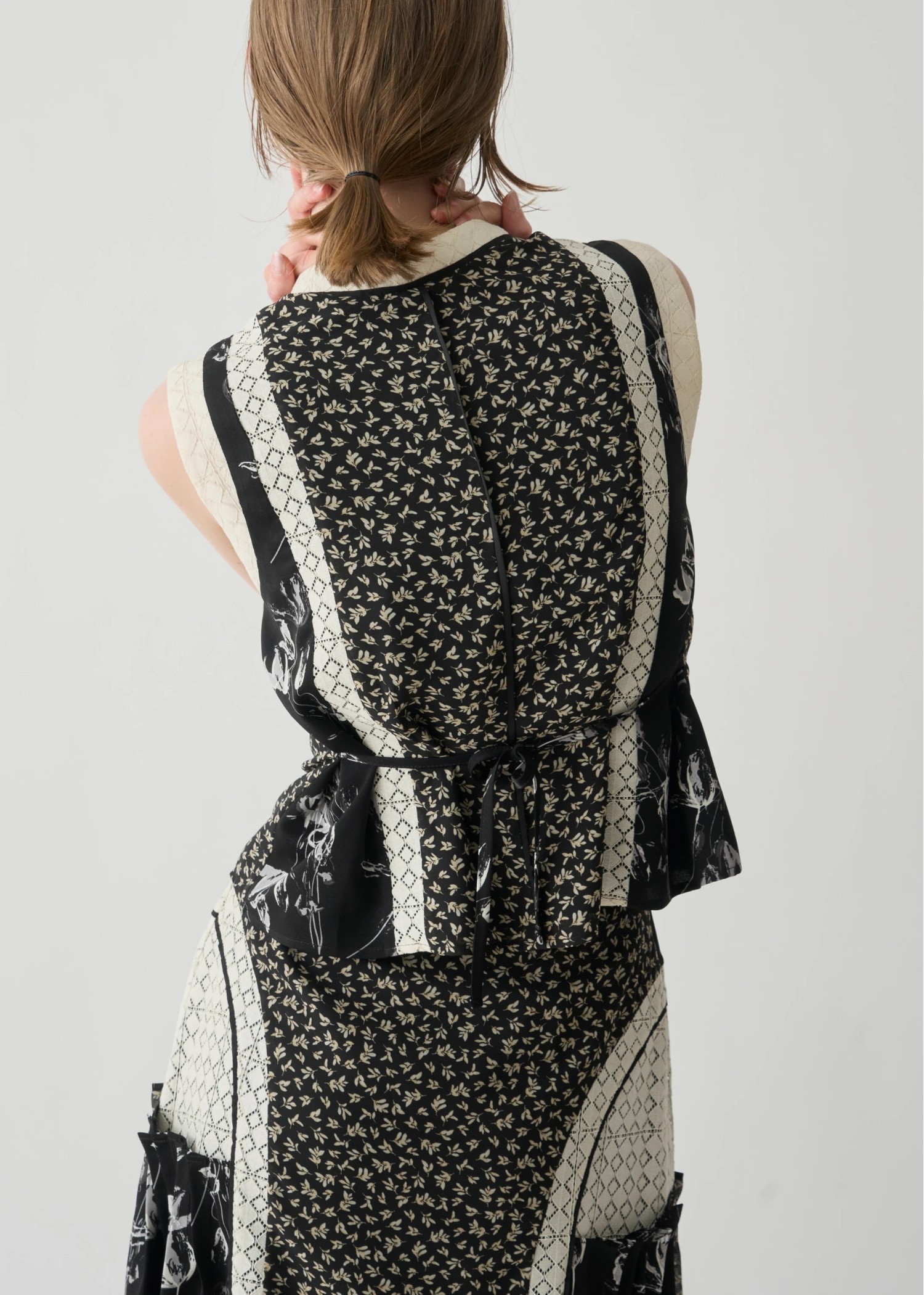 patchwork lace no sleeve BL