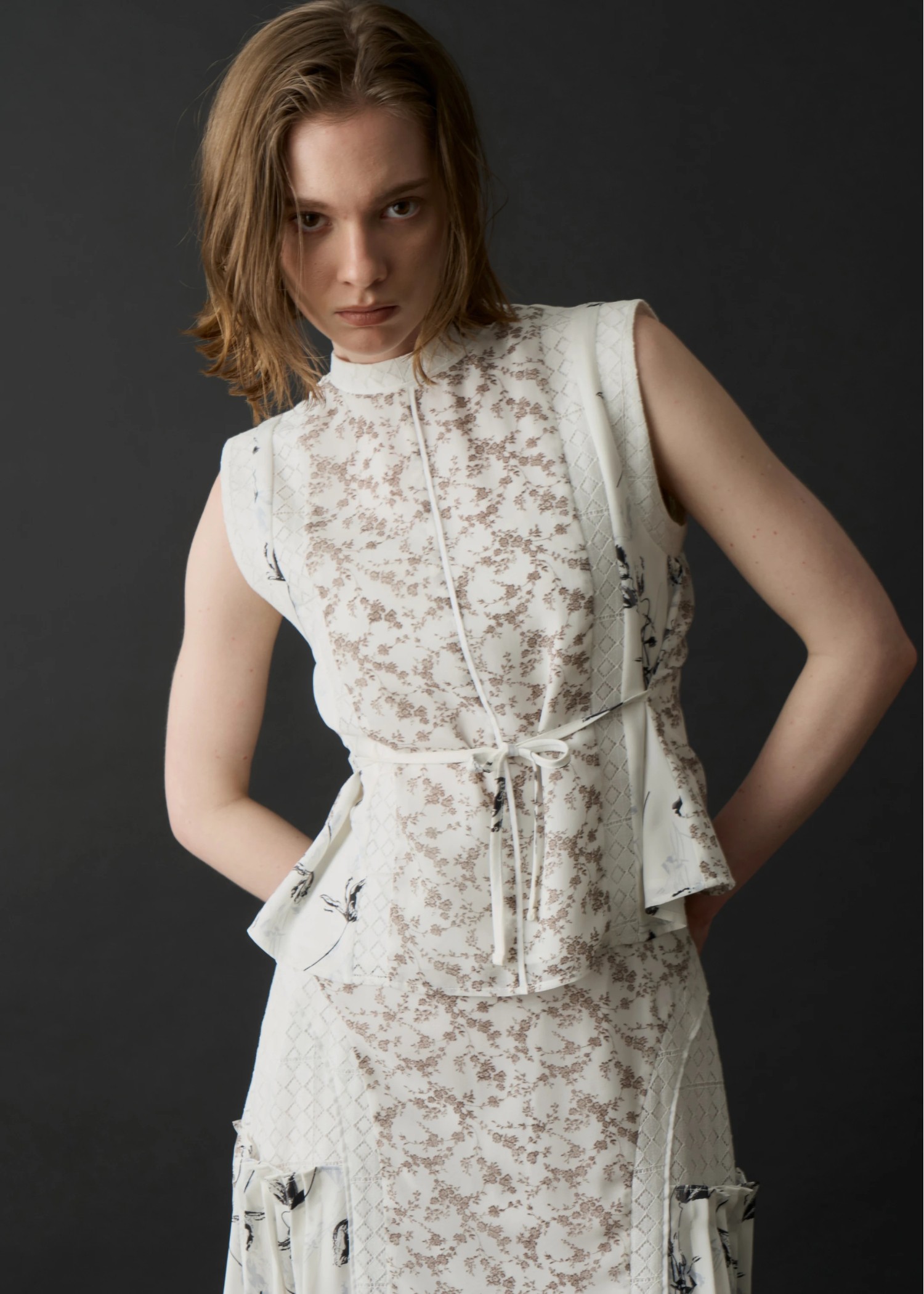 patchwork lace no sleeve BL