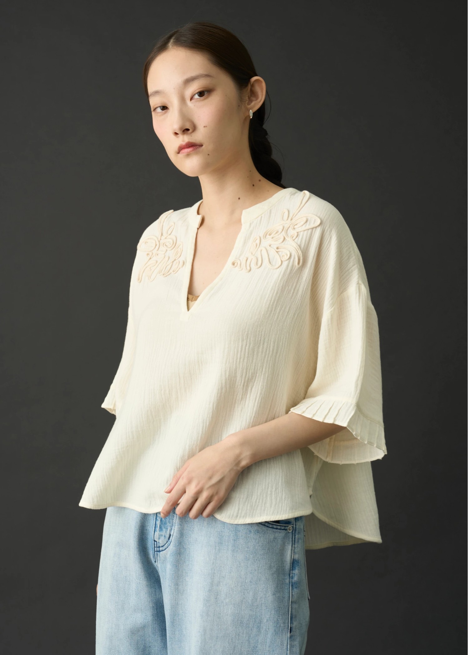 cord embroidery pleats sleeve double gaze tops