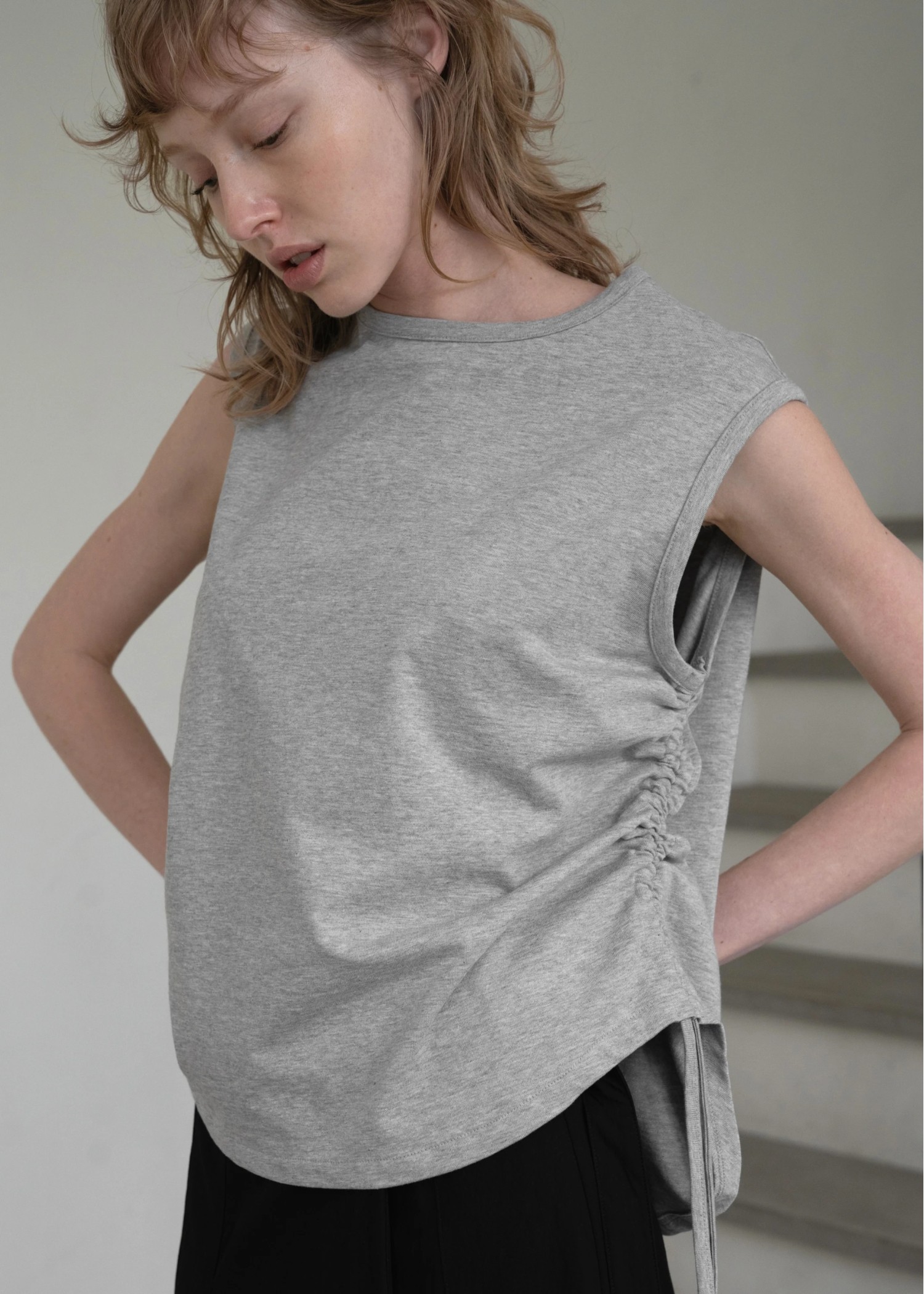 side drawstring irregular hem tank