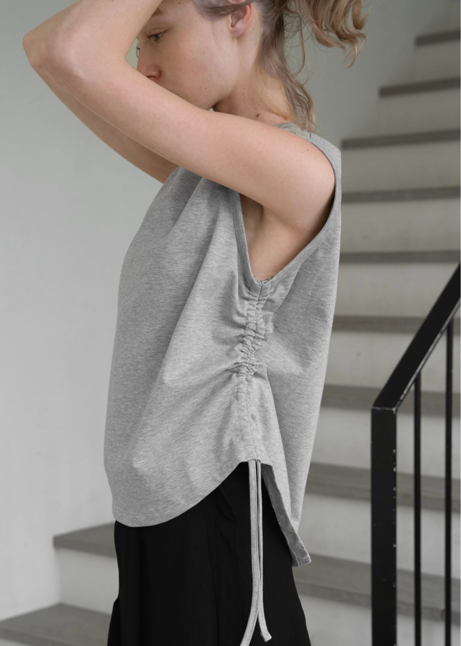 side drawstring irregular hem tank