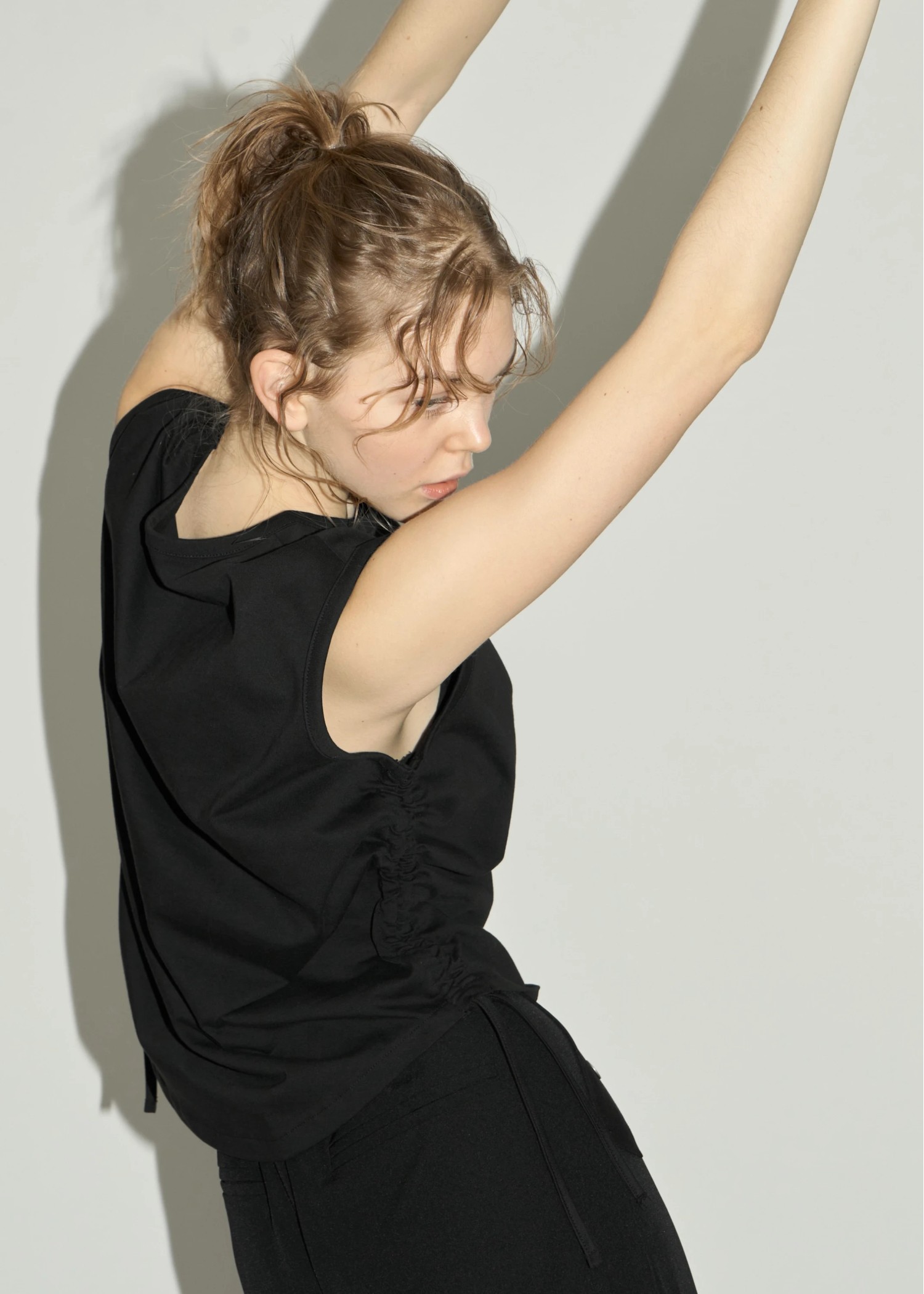 side drawstring irregular hem tank