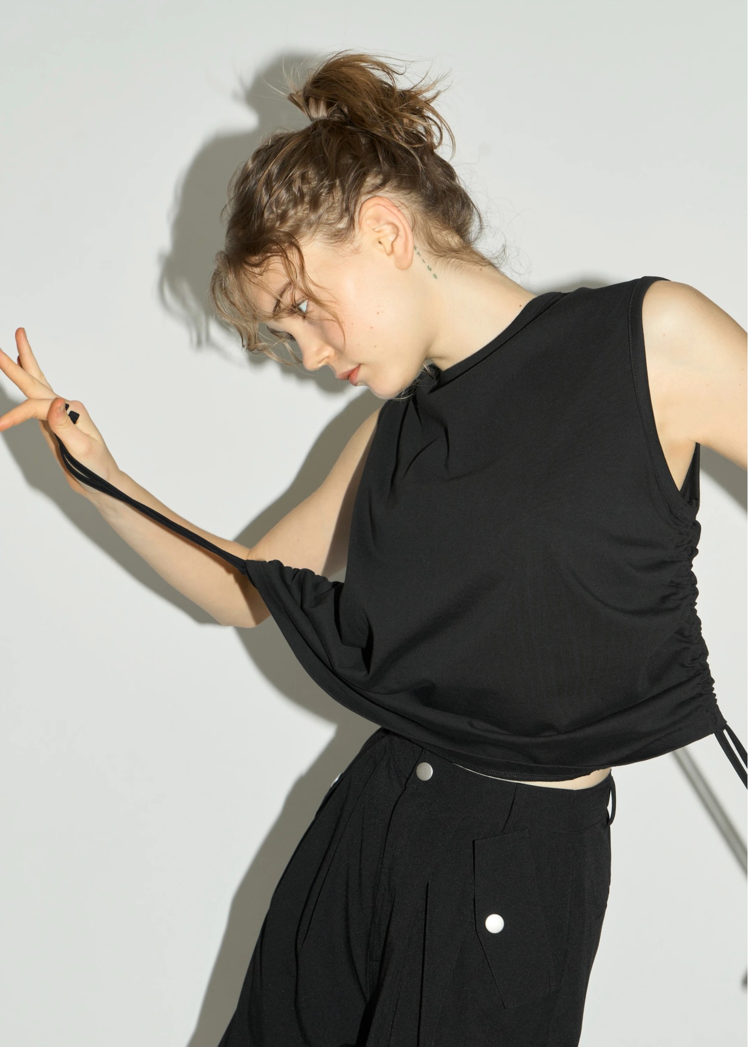 side drawstring irregular hem tank