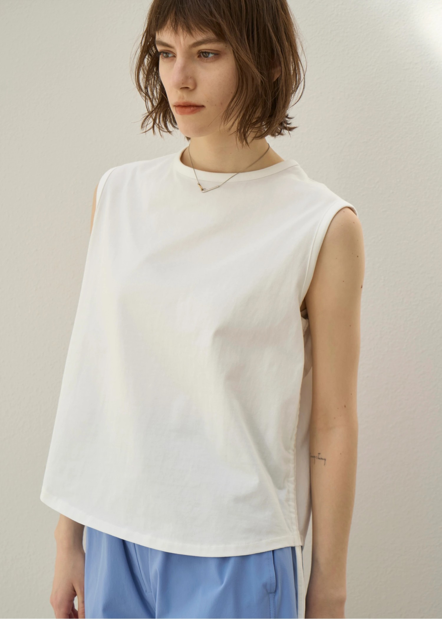 side drawstring irregular hem tank