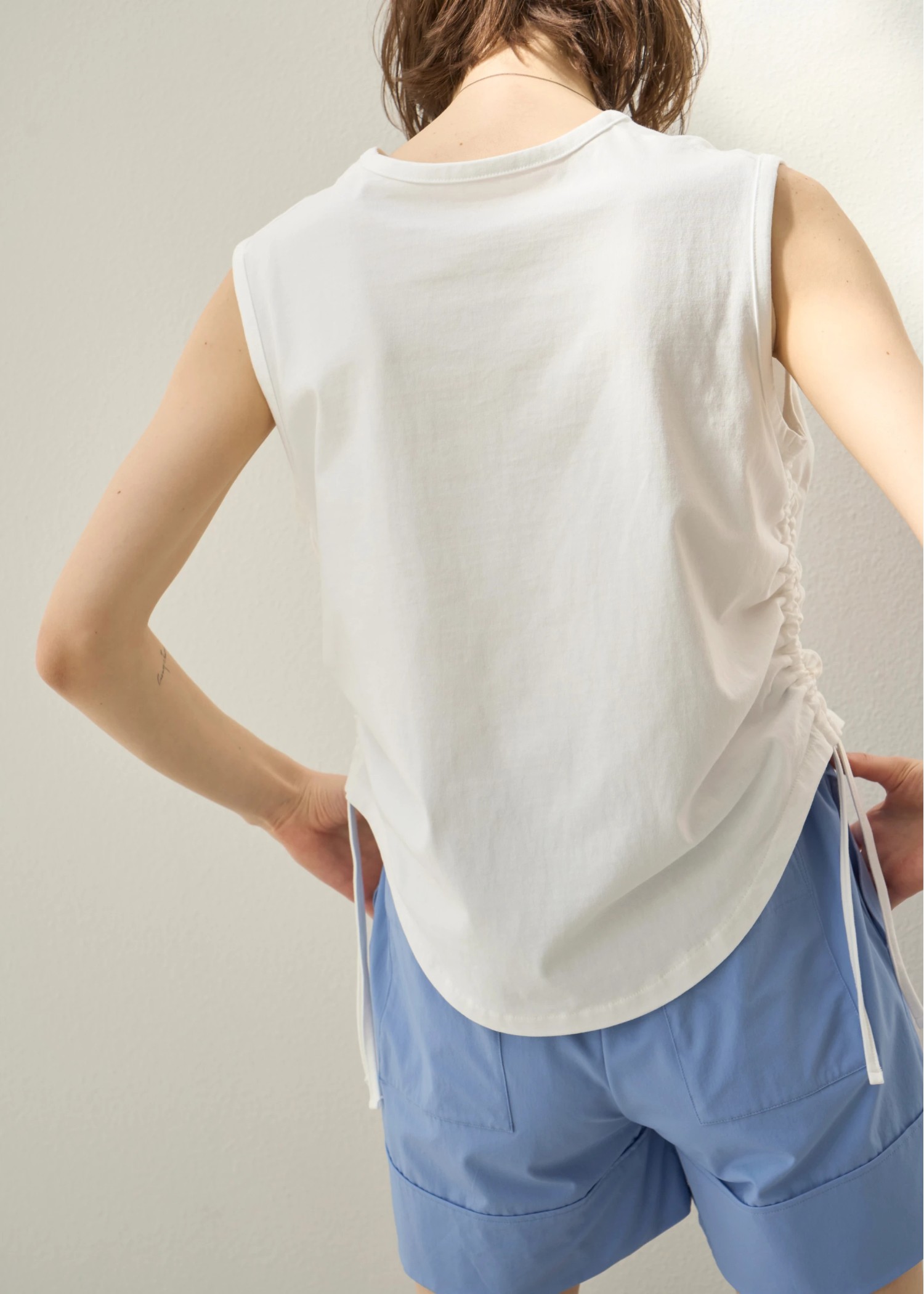 side drawstring irregular hem tank