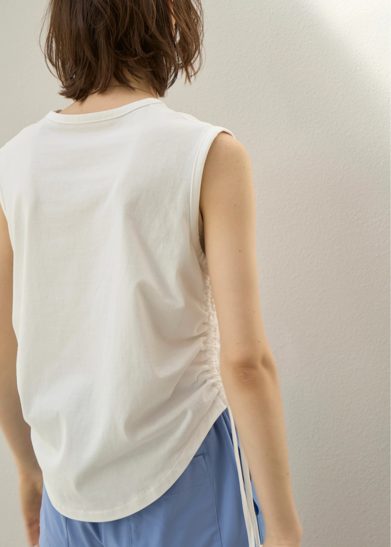 side drawstring irregular hem tank