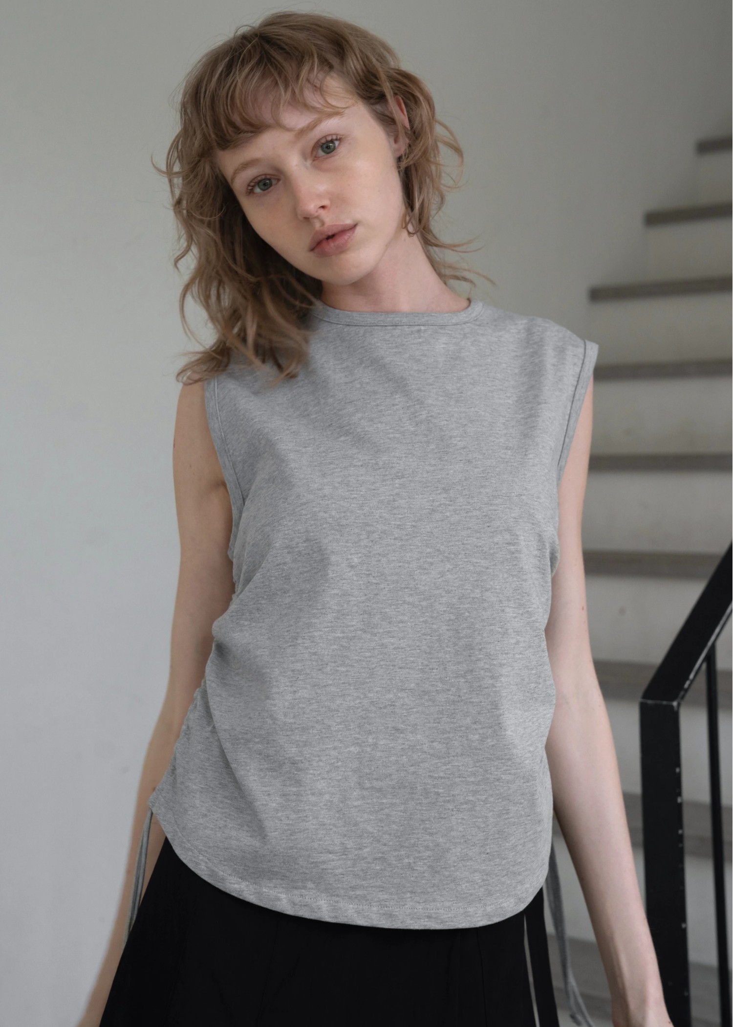 side drawstring irregular hem tank