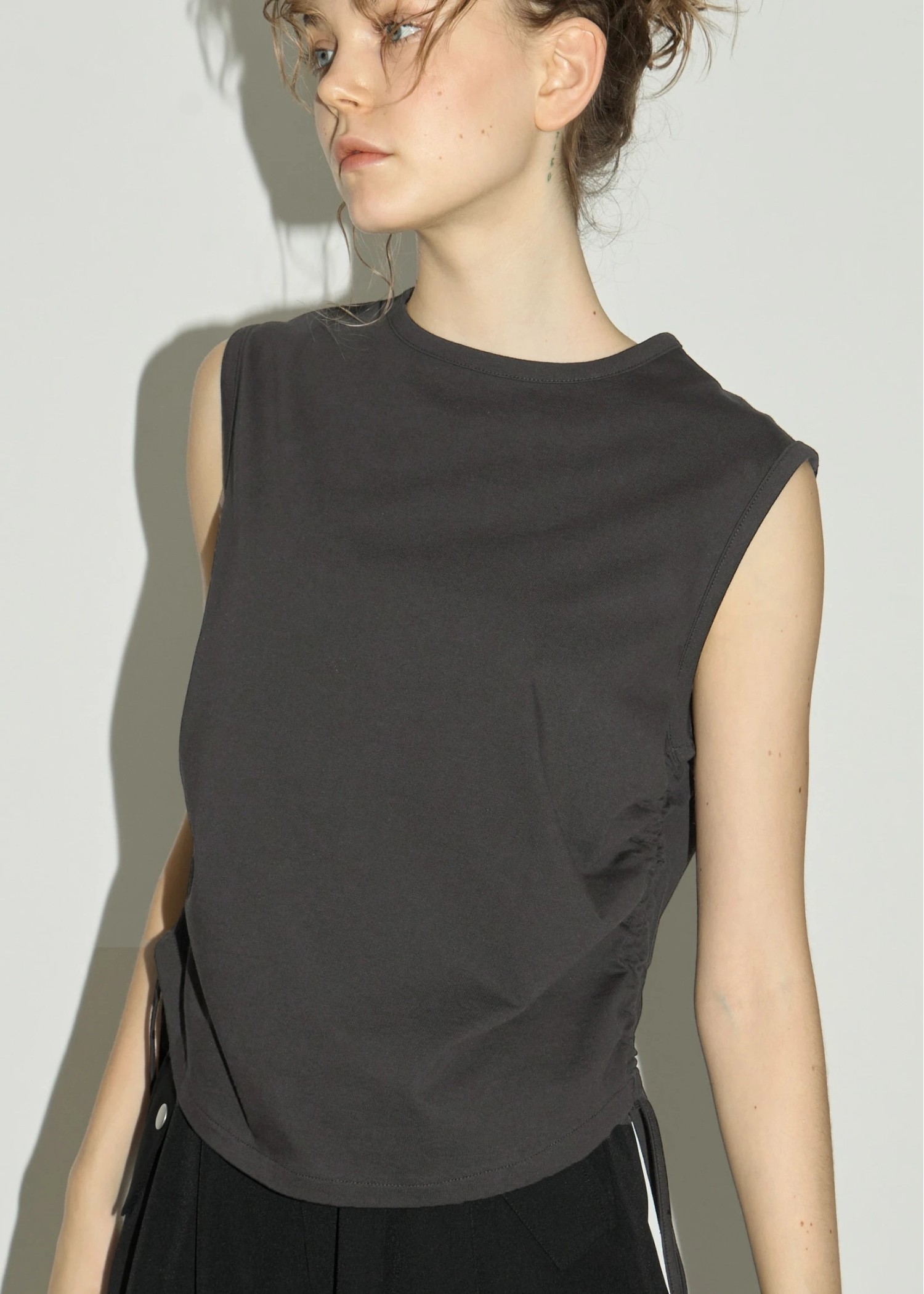 side drawstring irregular hem tank