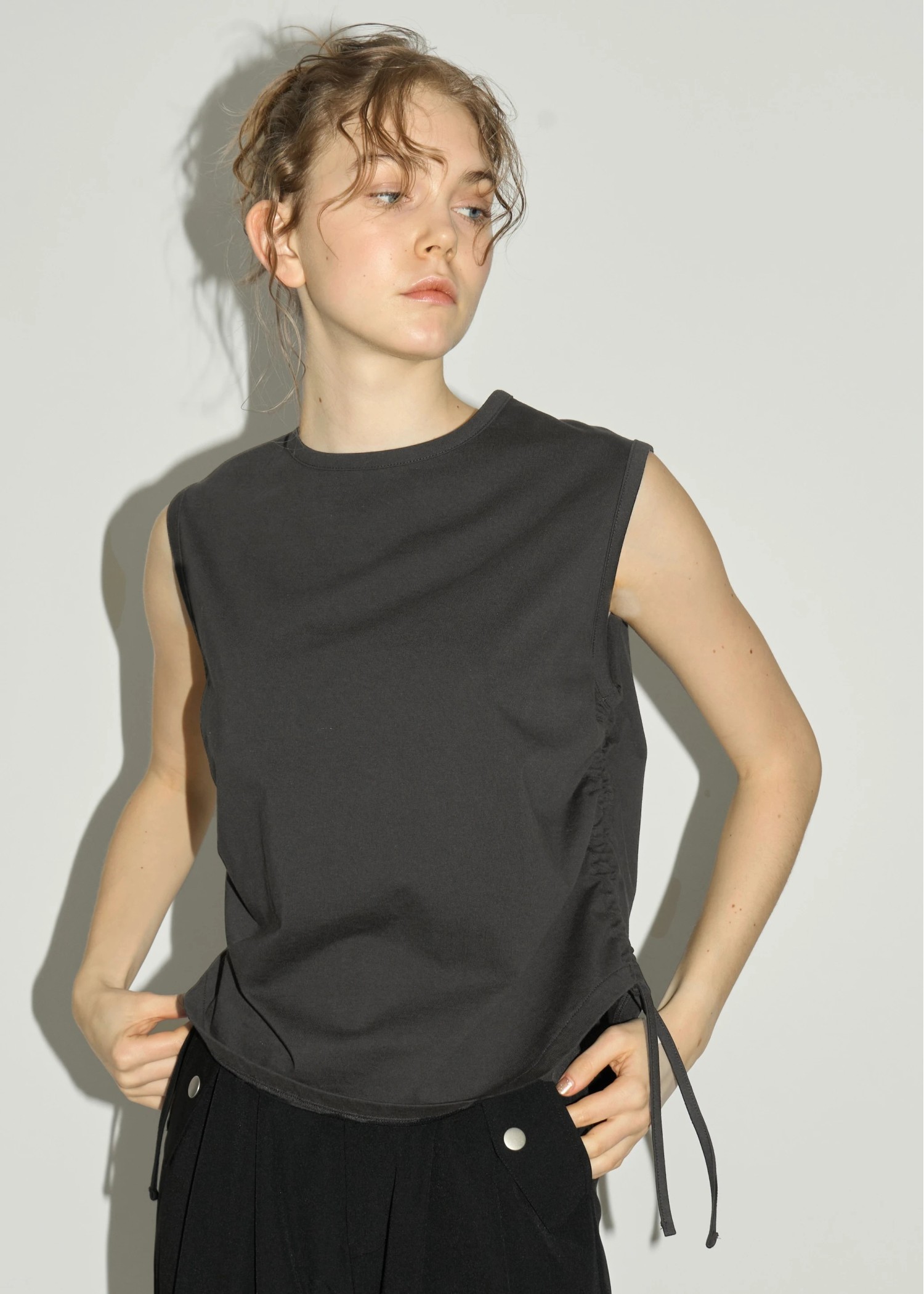 side drawstring irregular hem tank