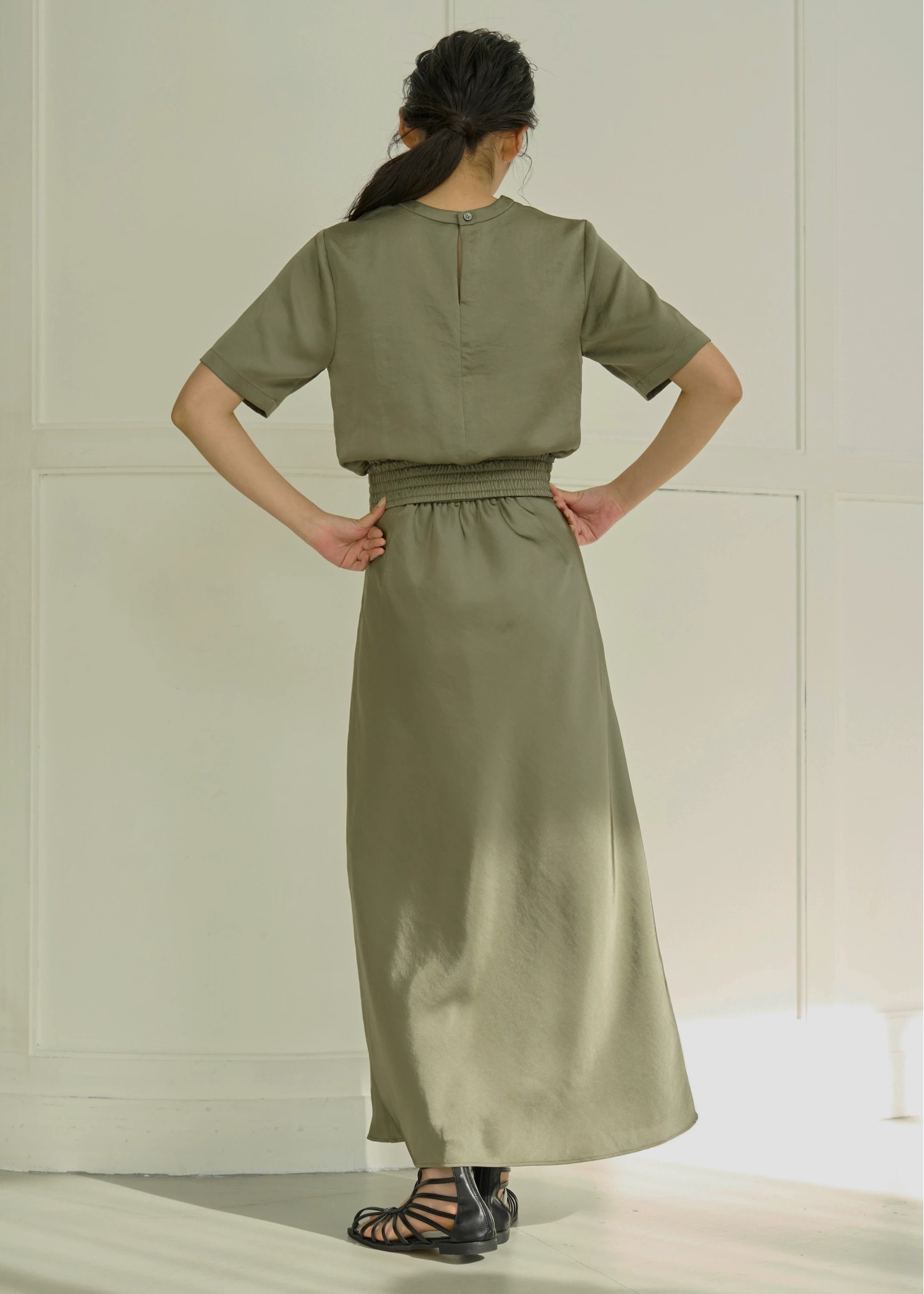 patch pocket mat satin waist shirring tops