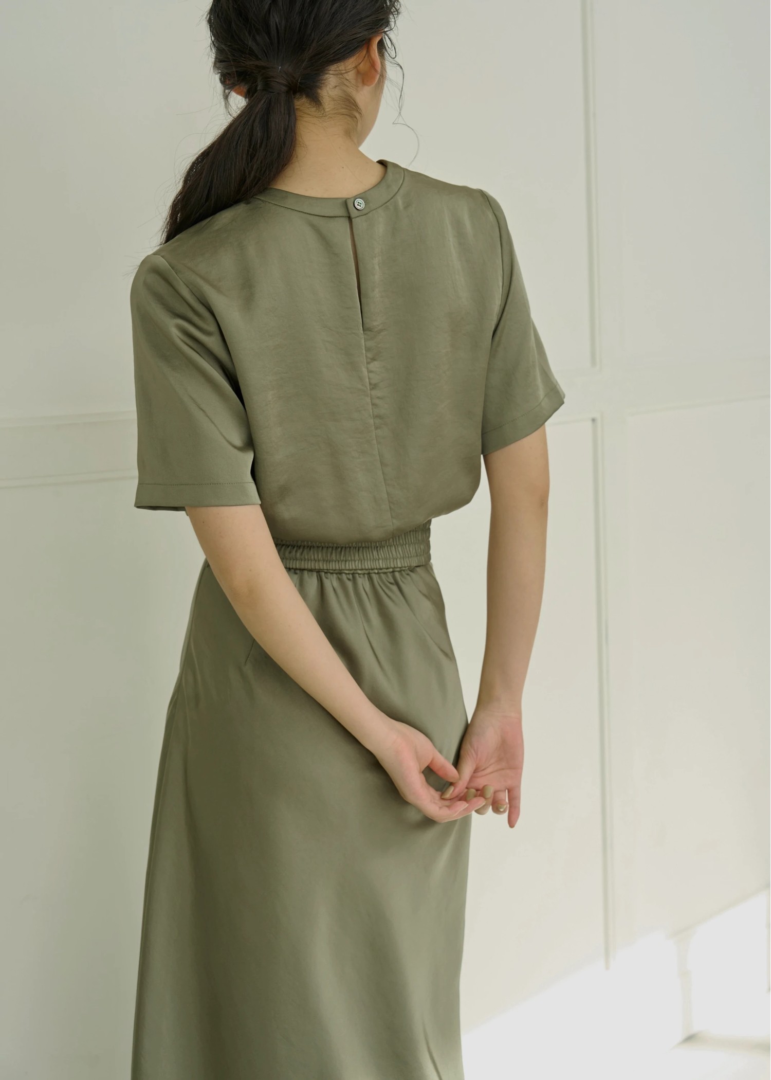 patch pocket mat satin waist shirring tops