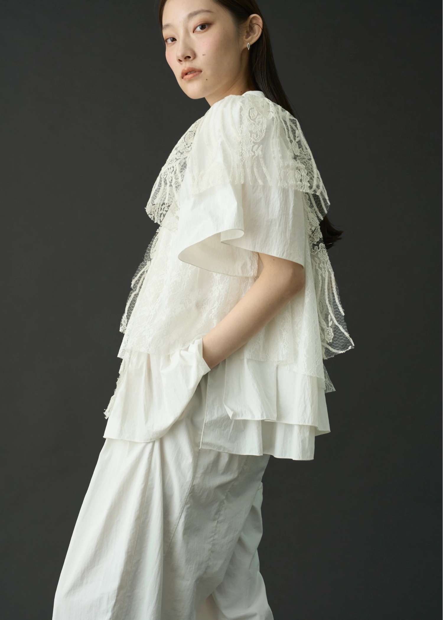 random tiered mix lace BL