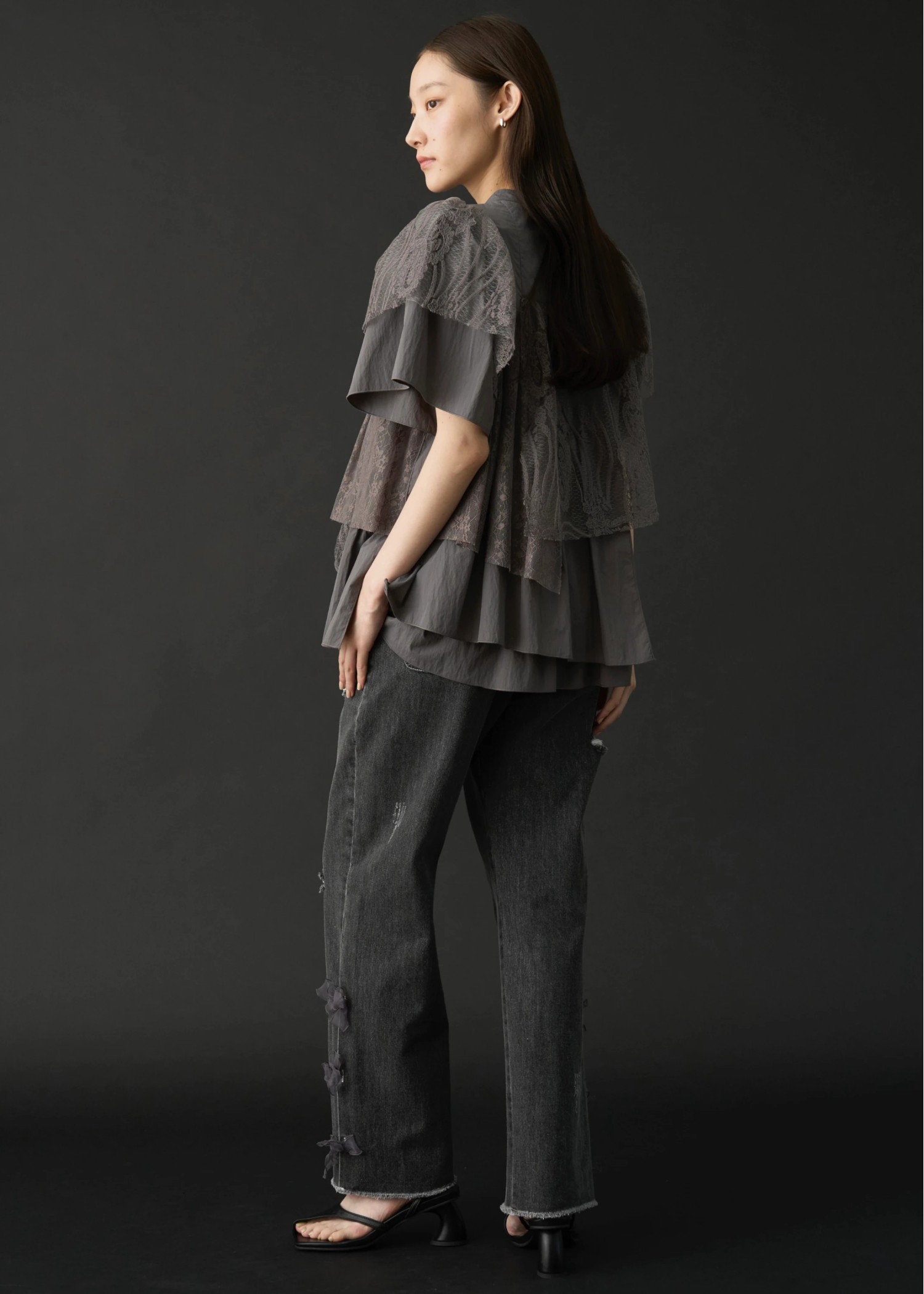 random tiered mix lace BL