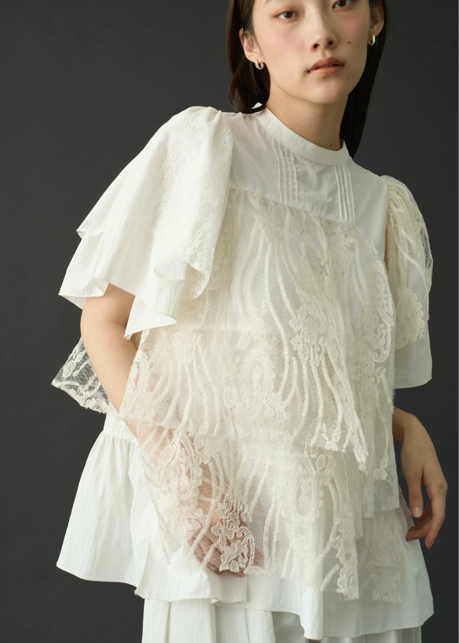 random tiered mix lace BL