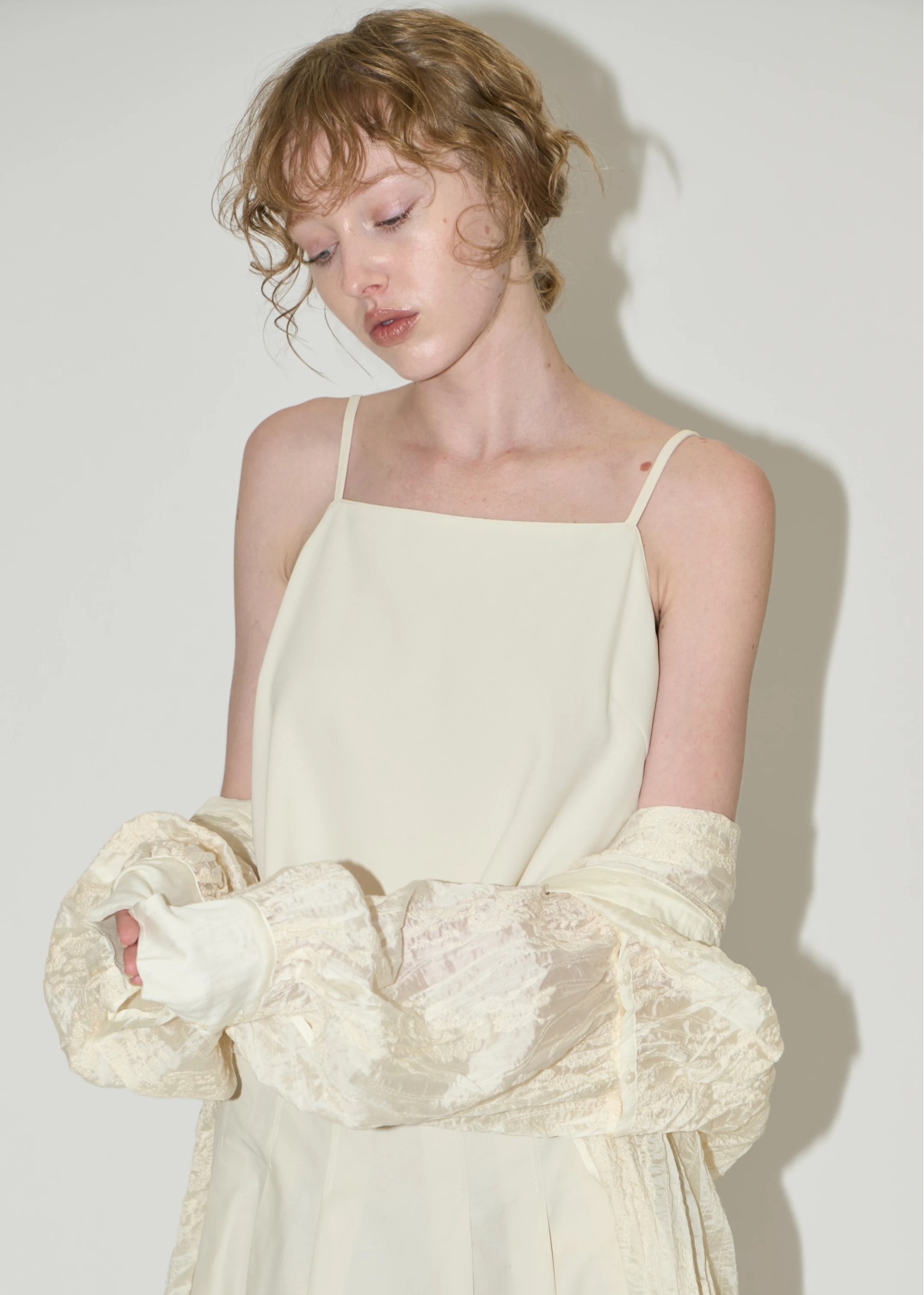 cup in square neckline cami