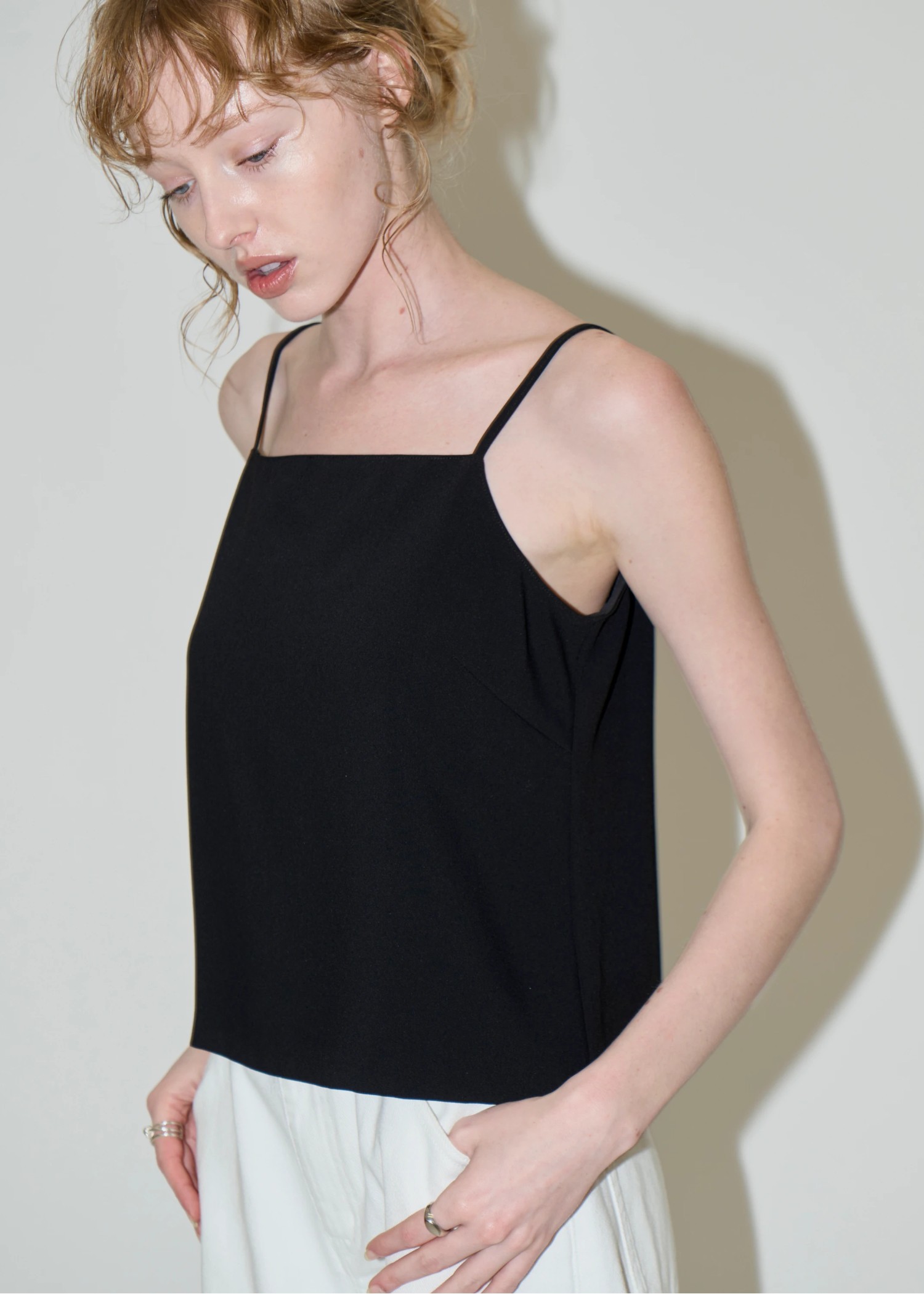 cup in square neckline cami
