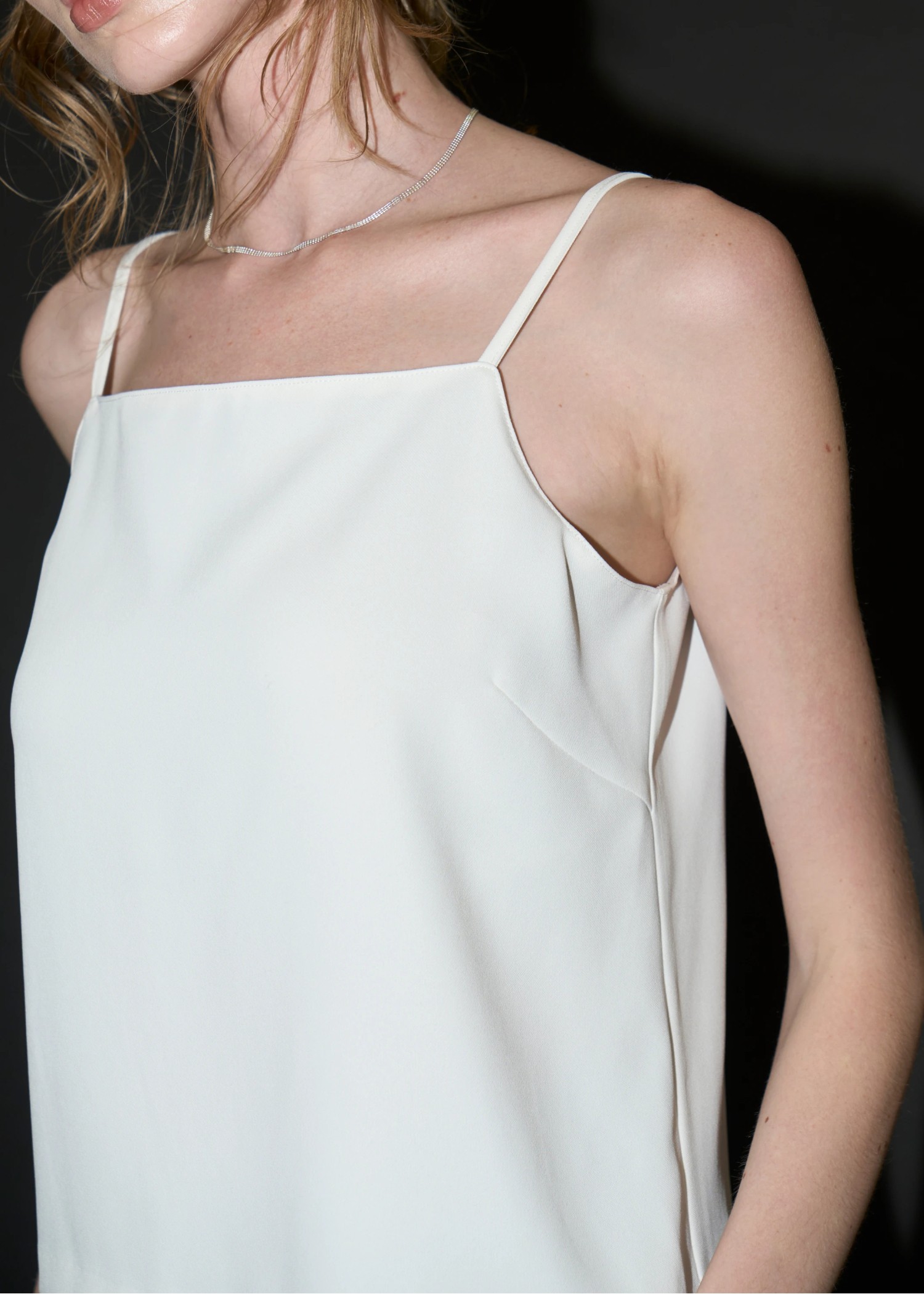 cup in square neckline cami