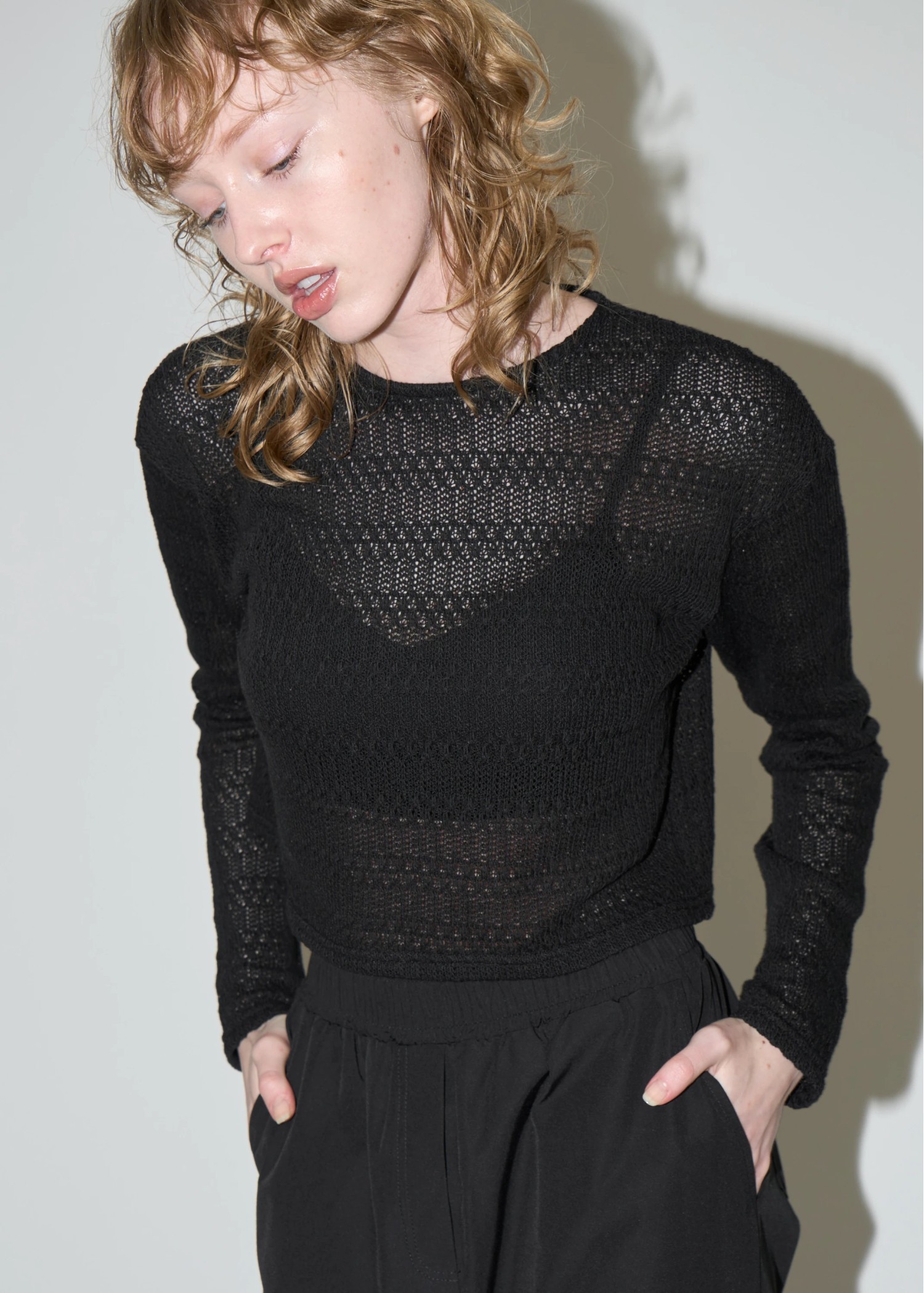 openwork cropped cut sew tops