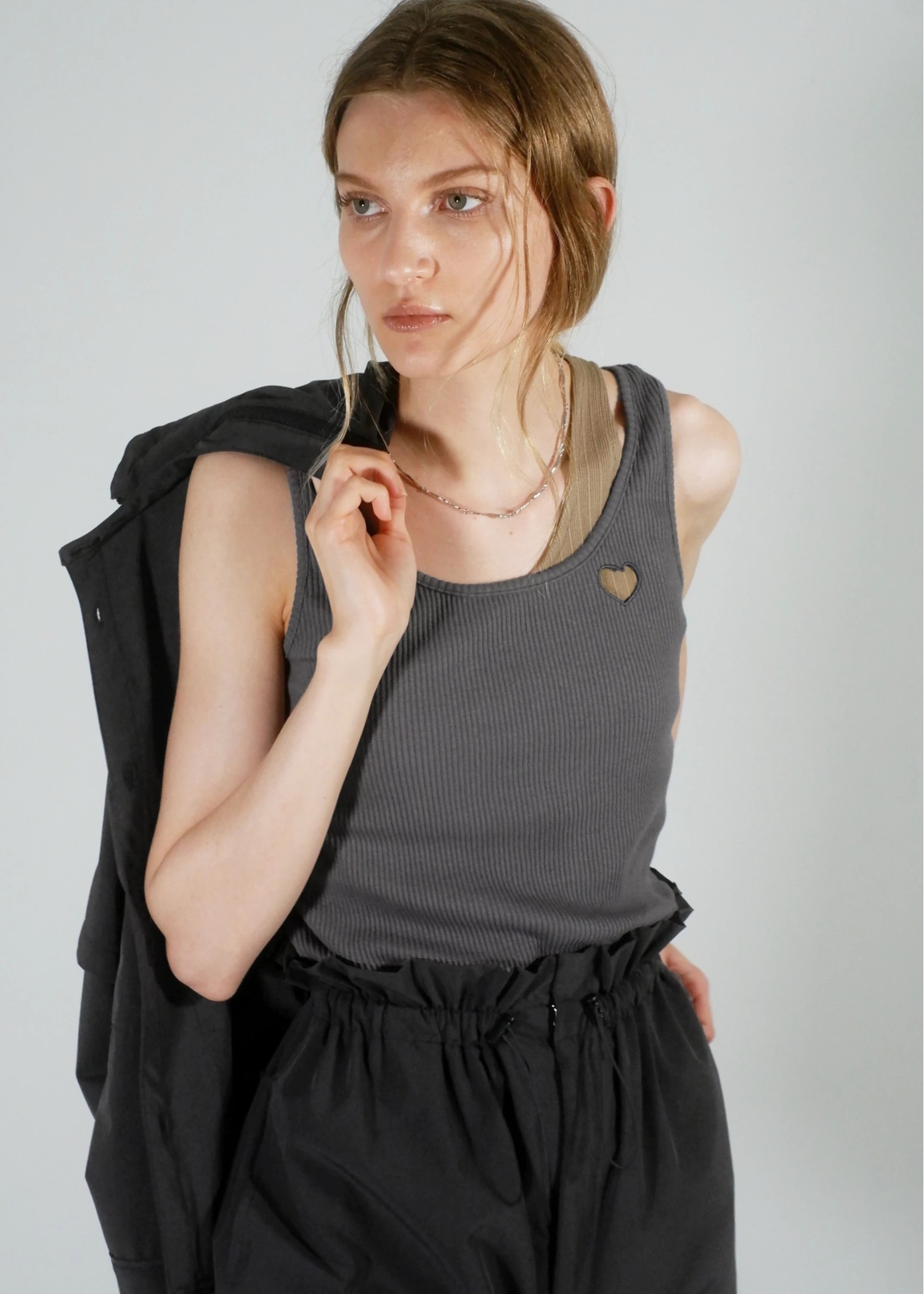 heart hollow out layered tank