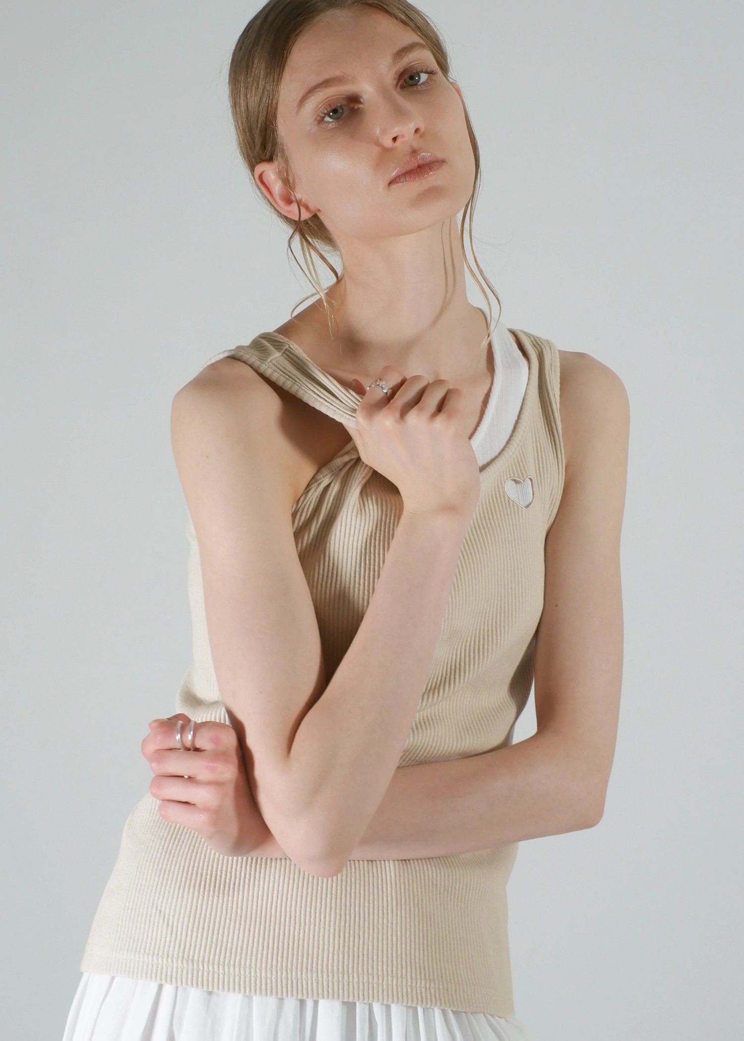 heart hollow out layered tank