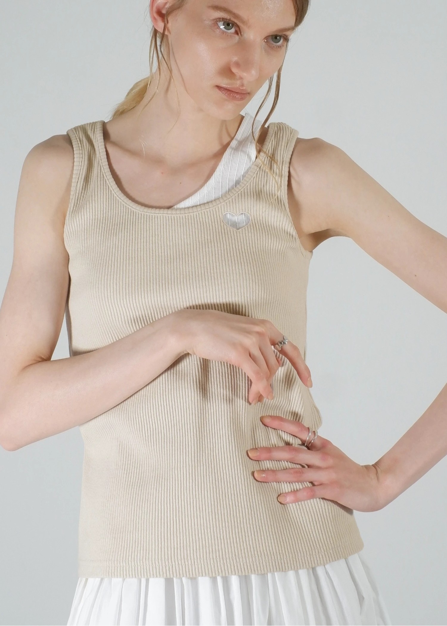 heart hollow out layered tank