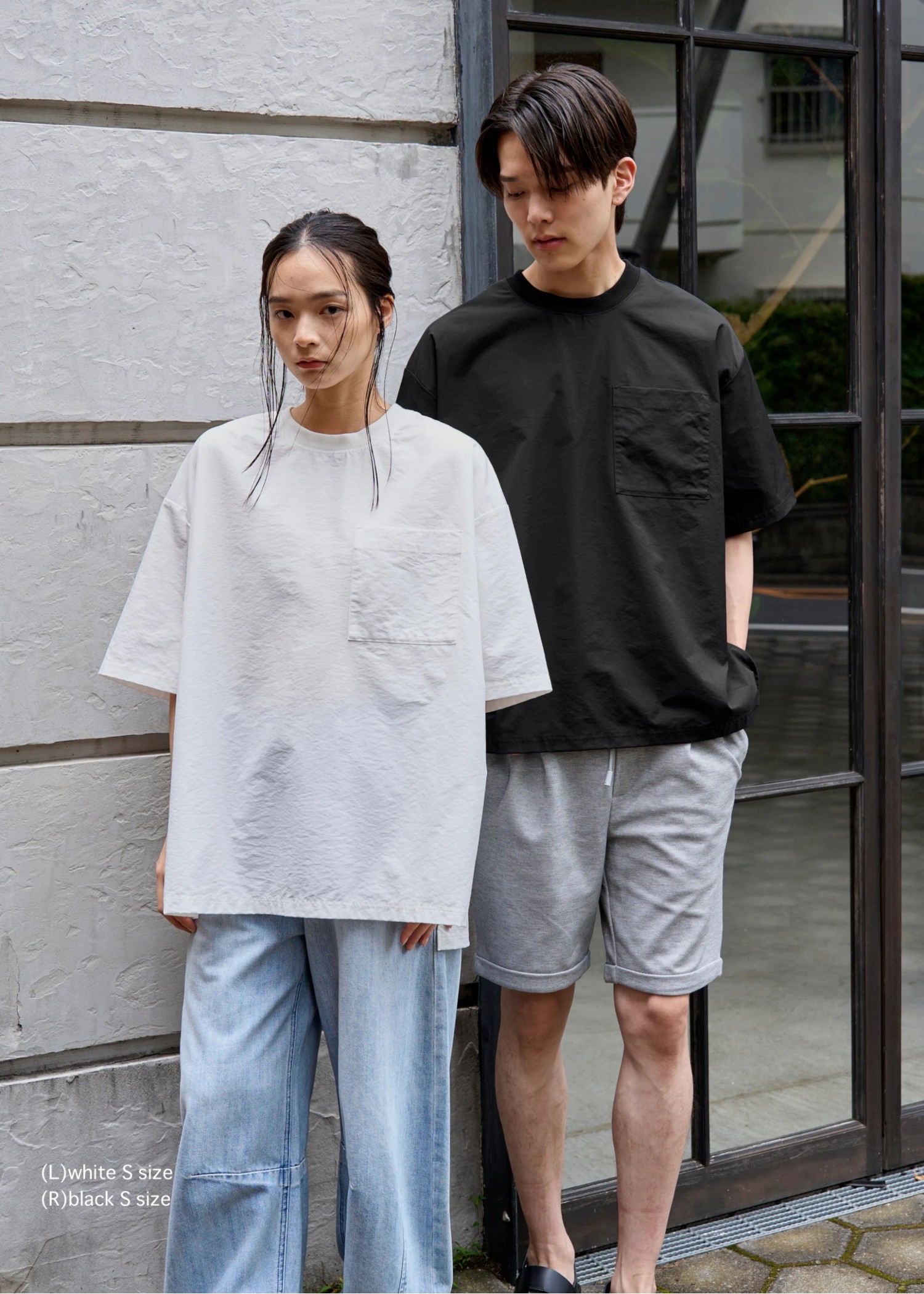 selectable size chest pocket woven T-shirt