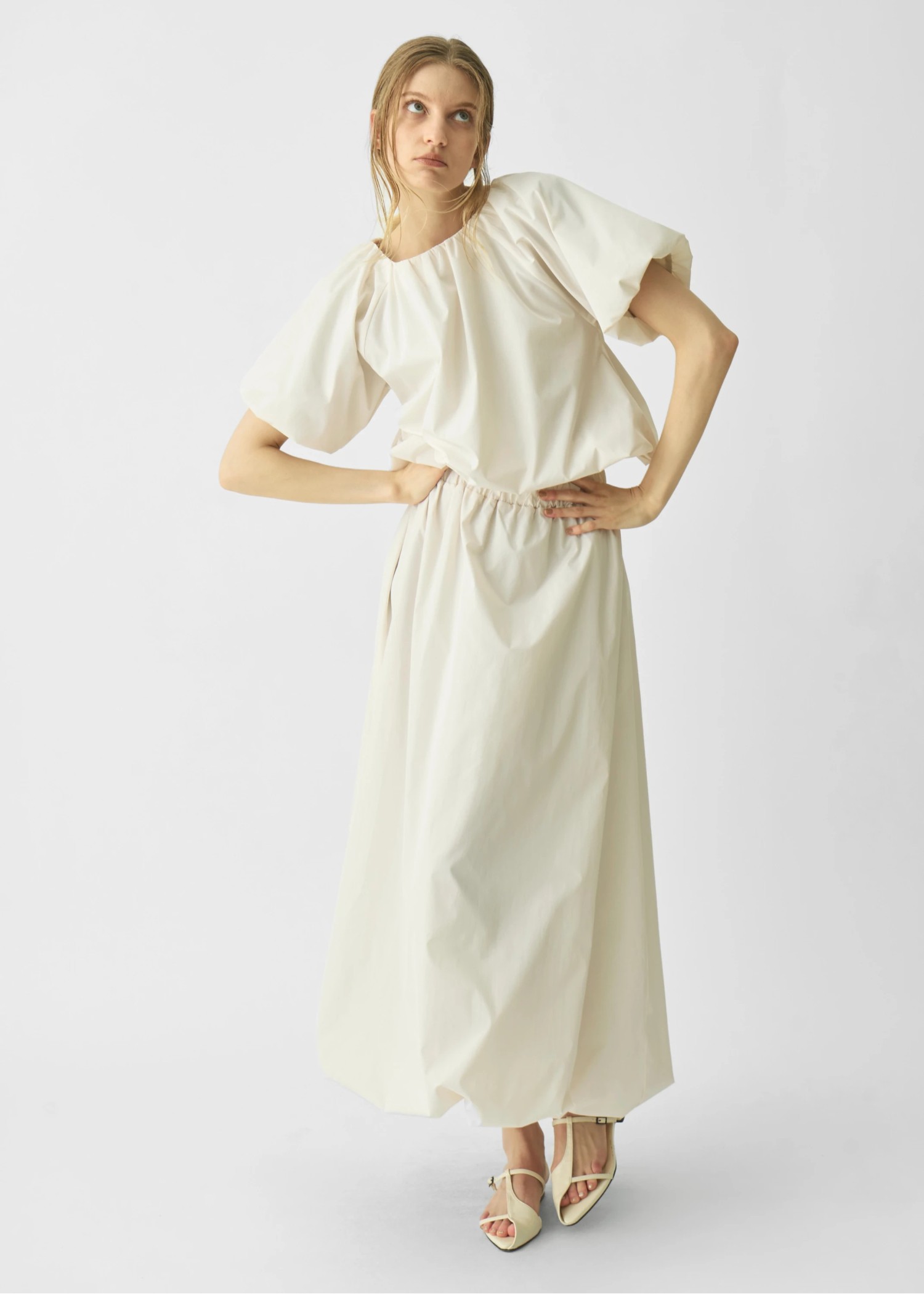 flightily balloon half sleeve tops