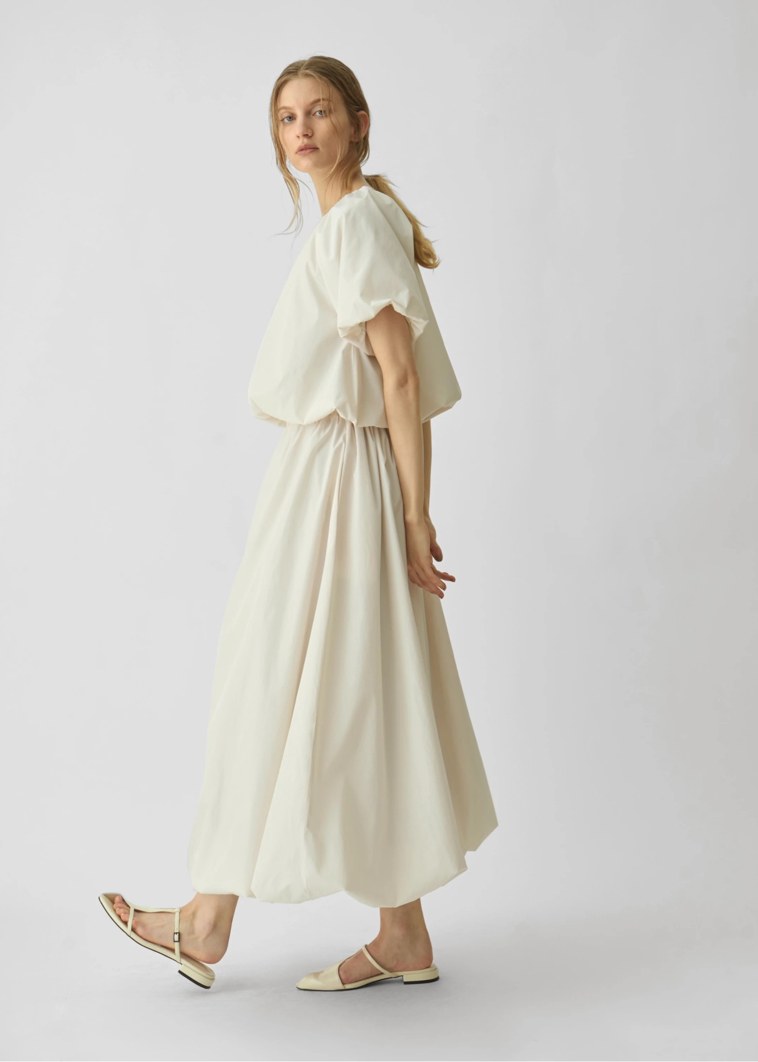 flightily balloon half sleeve tops