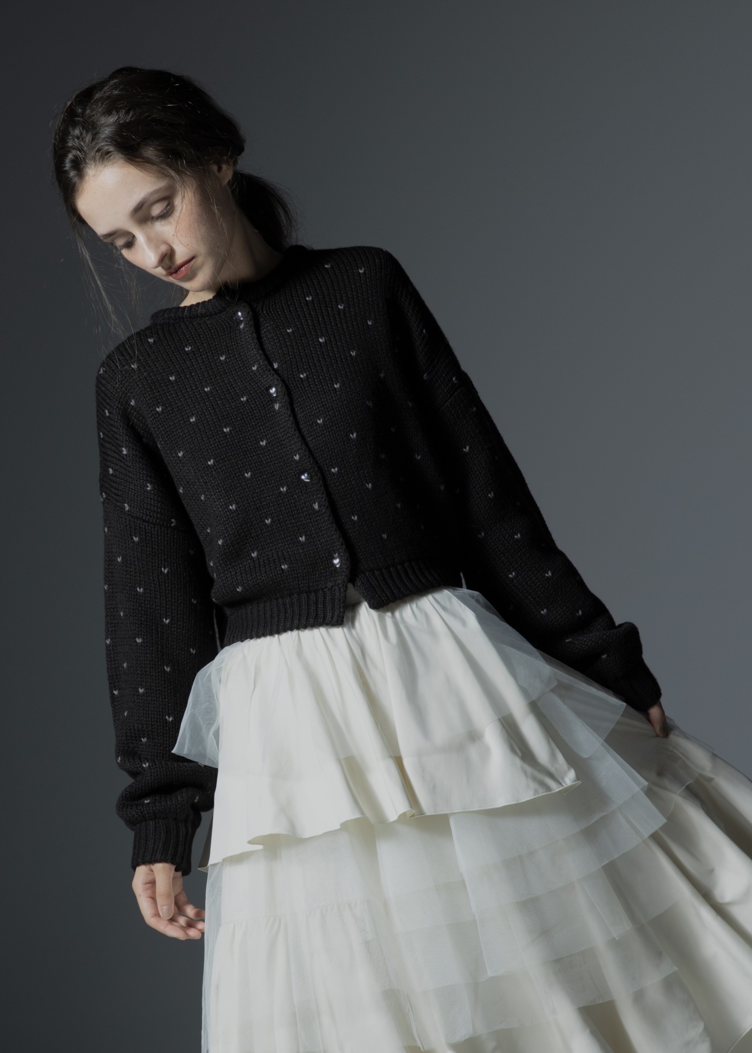 heart dot jacquard reversible cropped knit cardigan