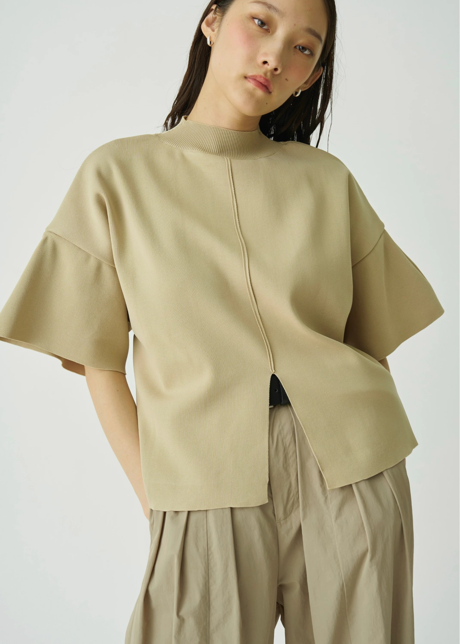 mockneck half sleeve tuck knit