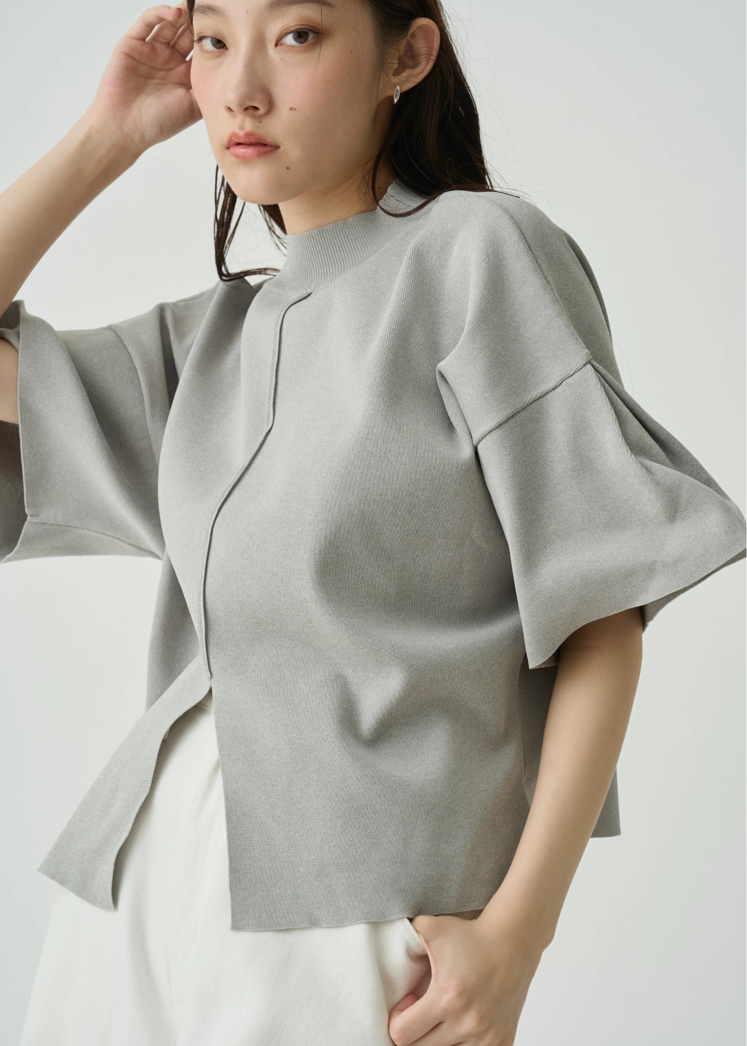 mockneck half sleeve tuck knit