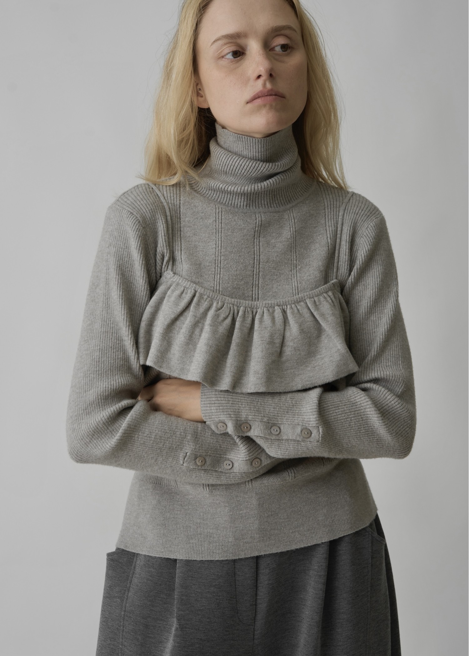 arm button turtle rib knit