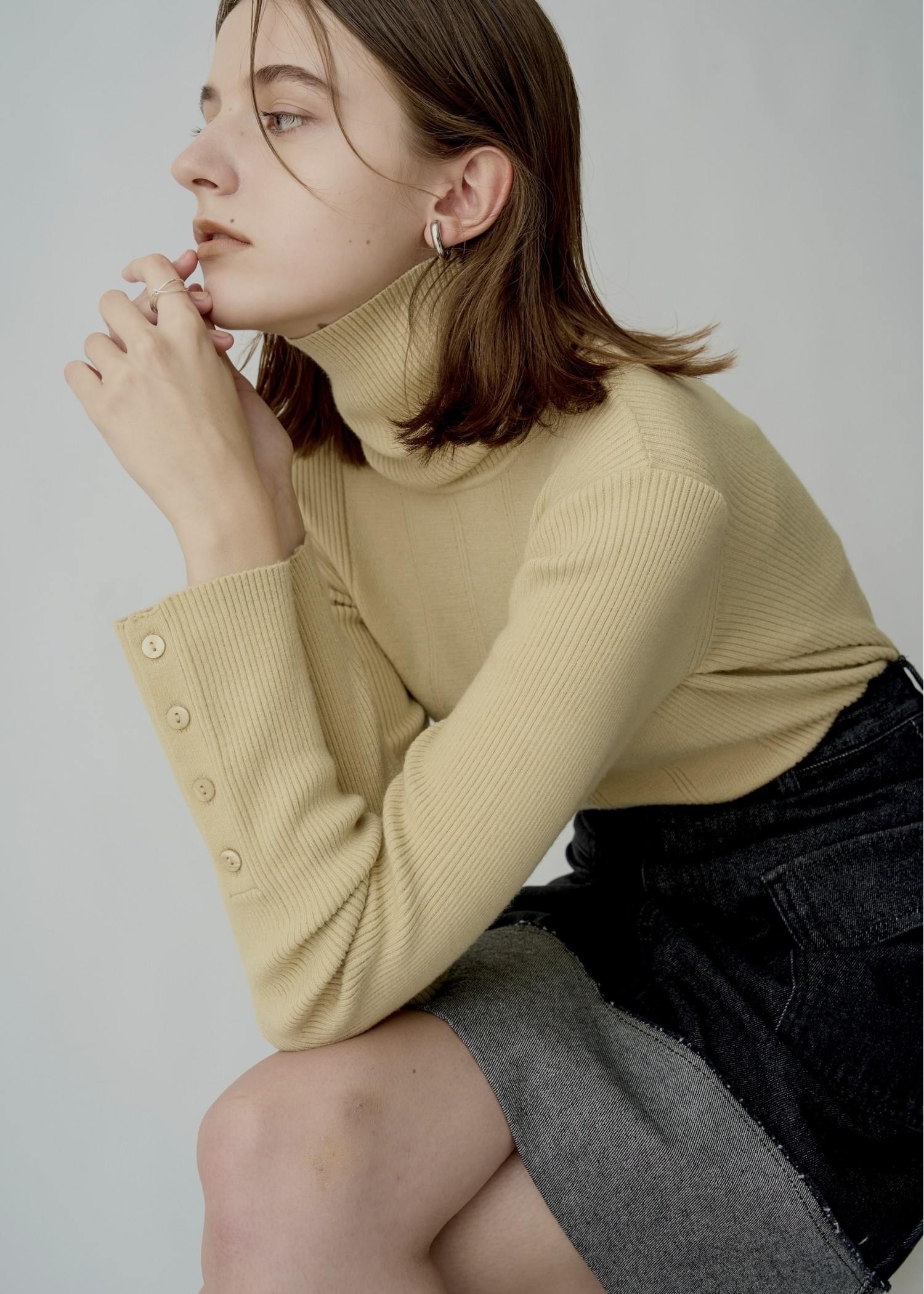 arm button turtle rib knit