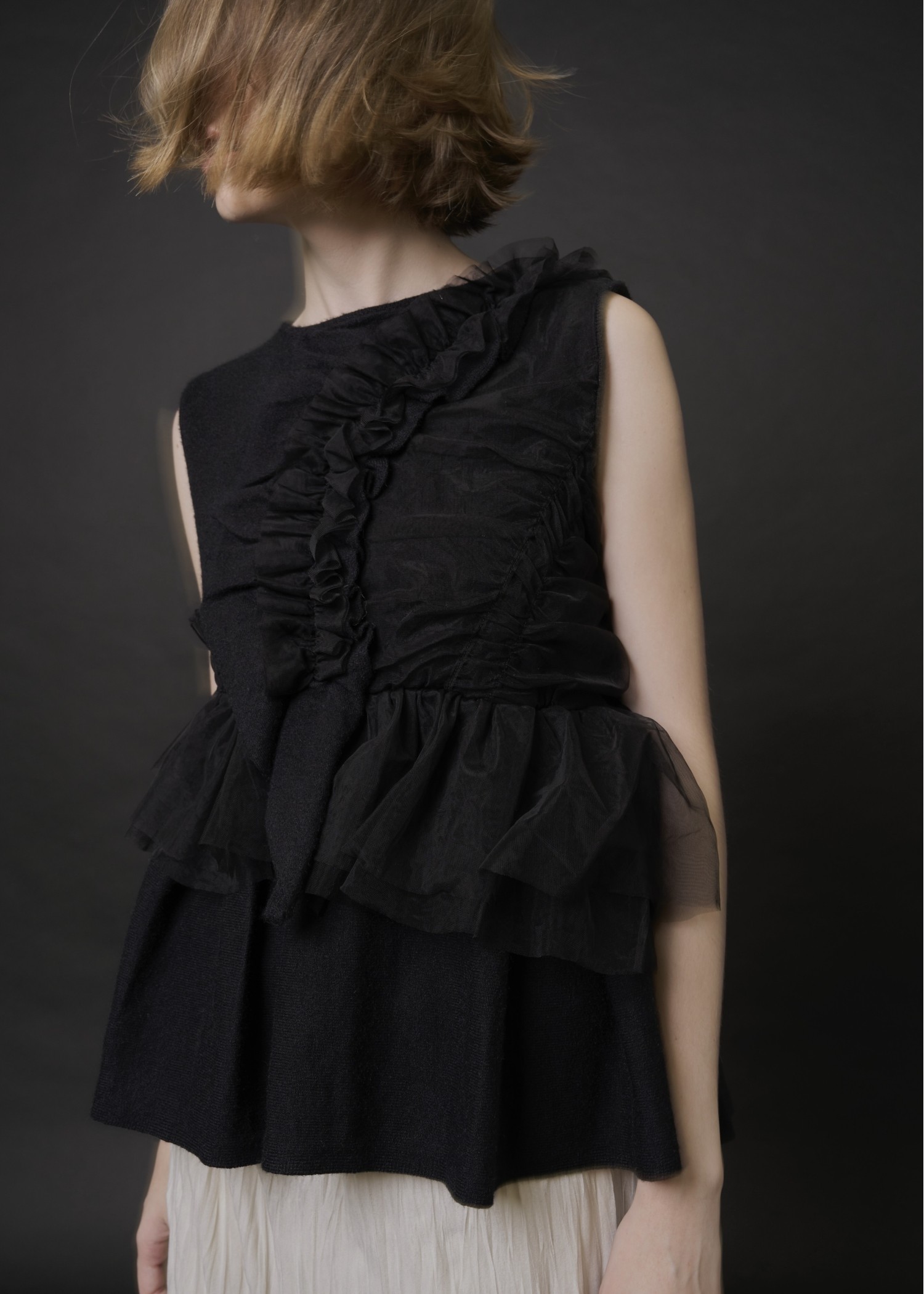 freely gather frill tulle combination no sleeve knit