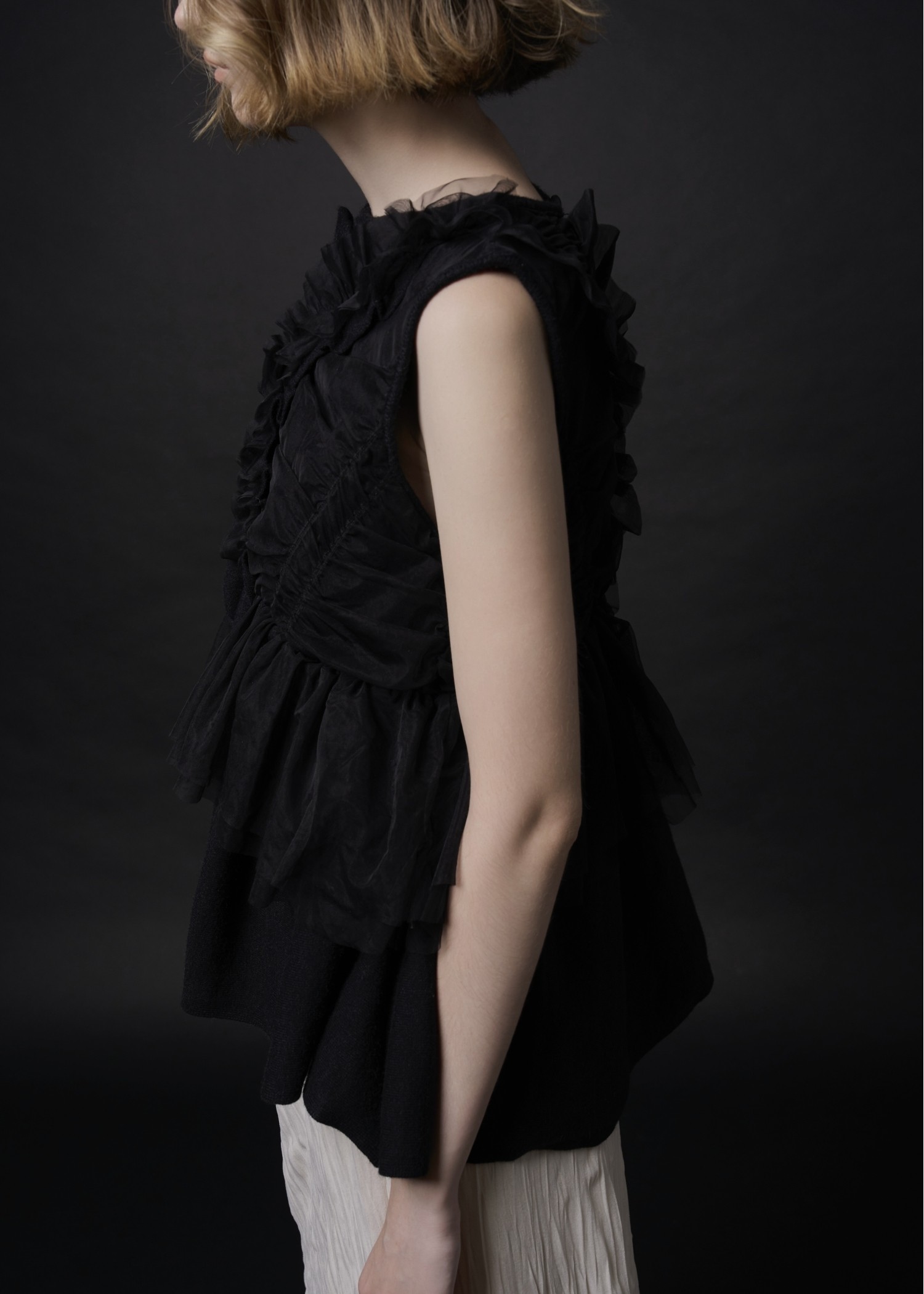 freely gather frill tulle combination no sleeve knit