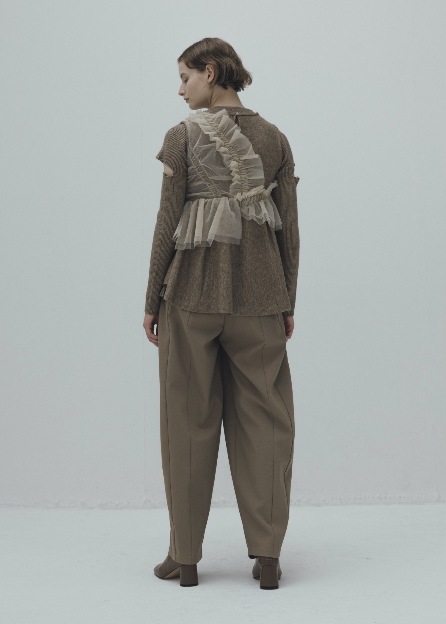 freely gather frill tulle combination no sleeve knit