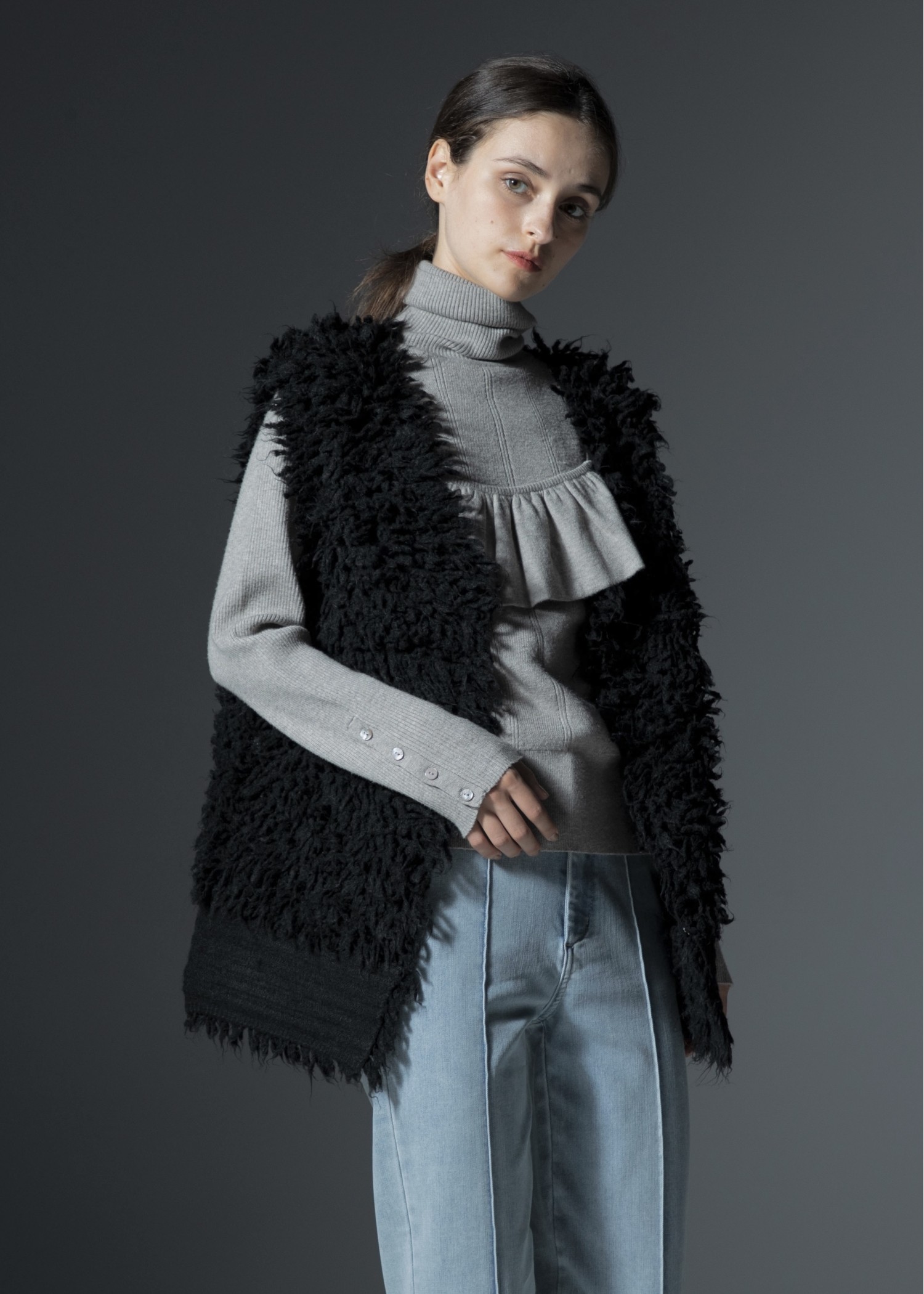 long loop reversible knit vest