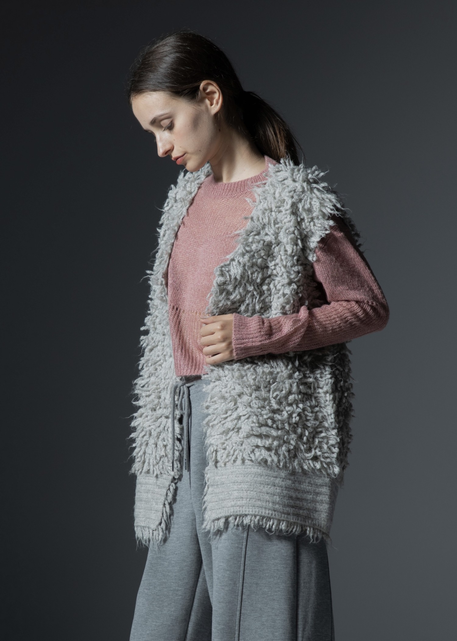 long loop reversible knit vest