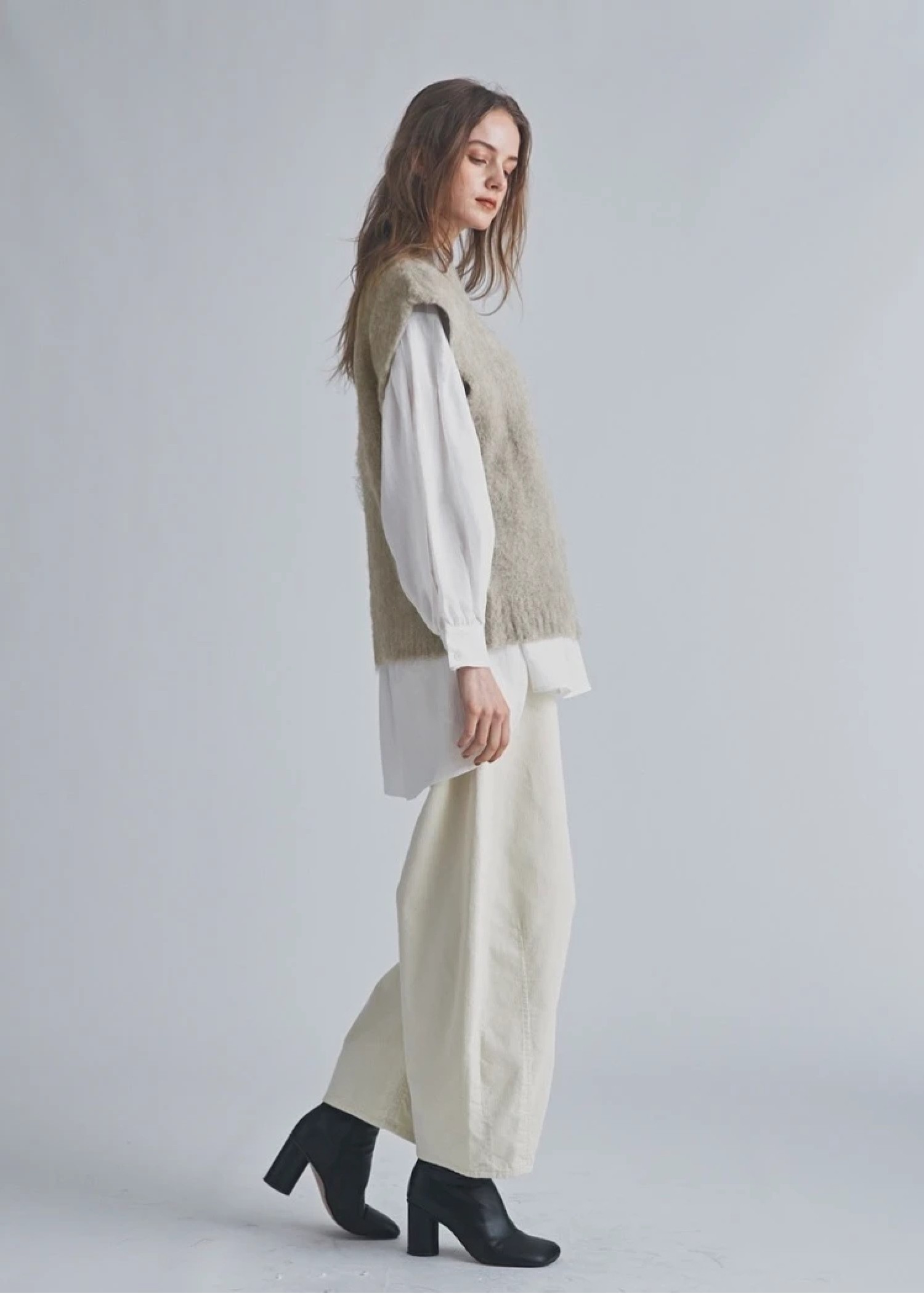 brushed shaggy over size knit vest