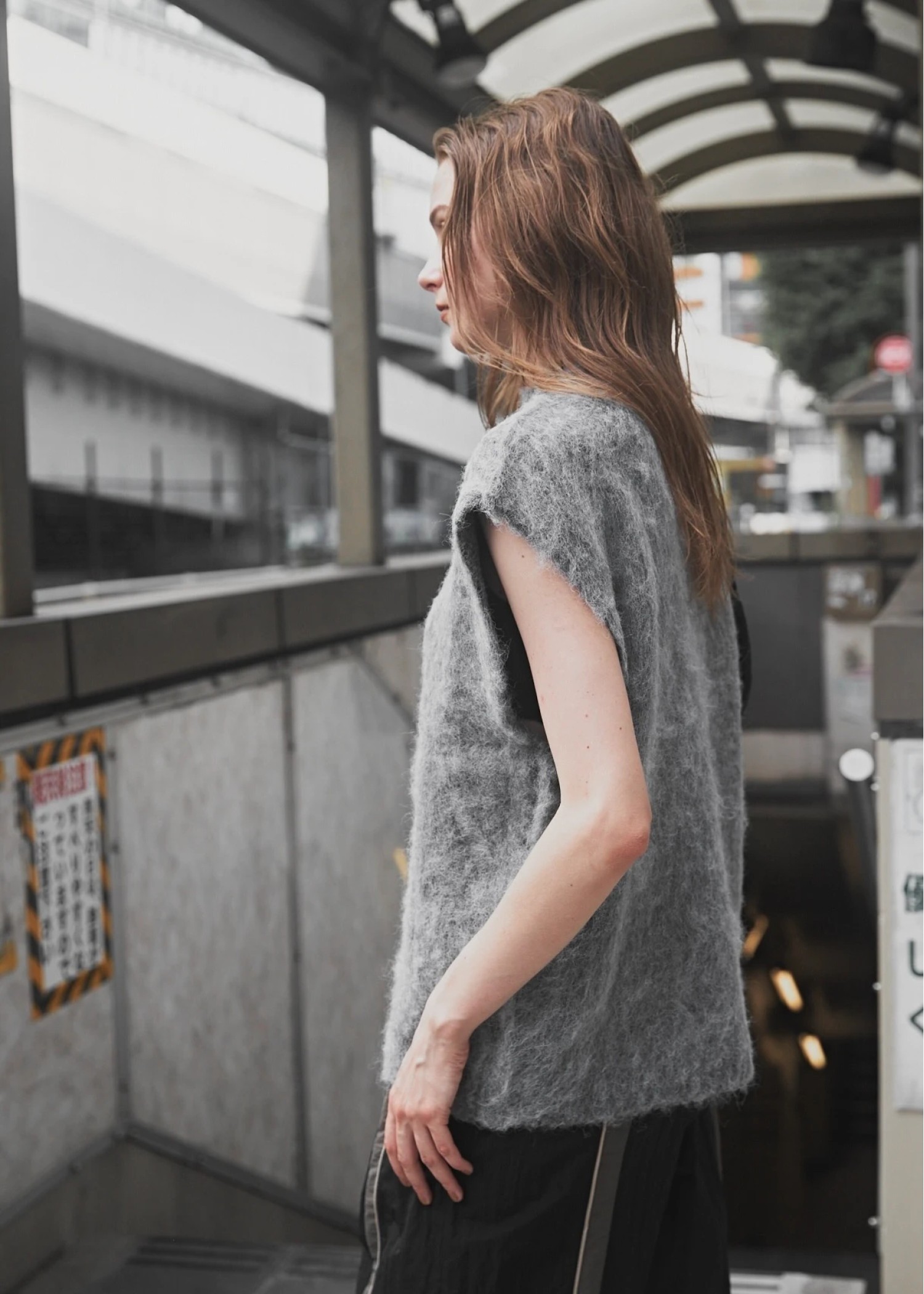 brushed shaggy over size knit vest