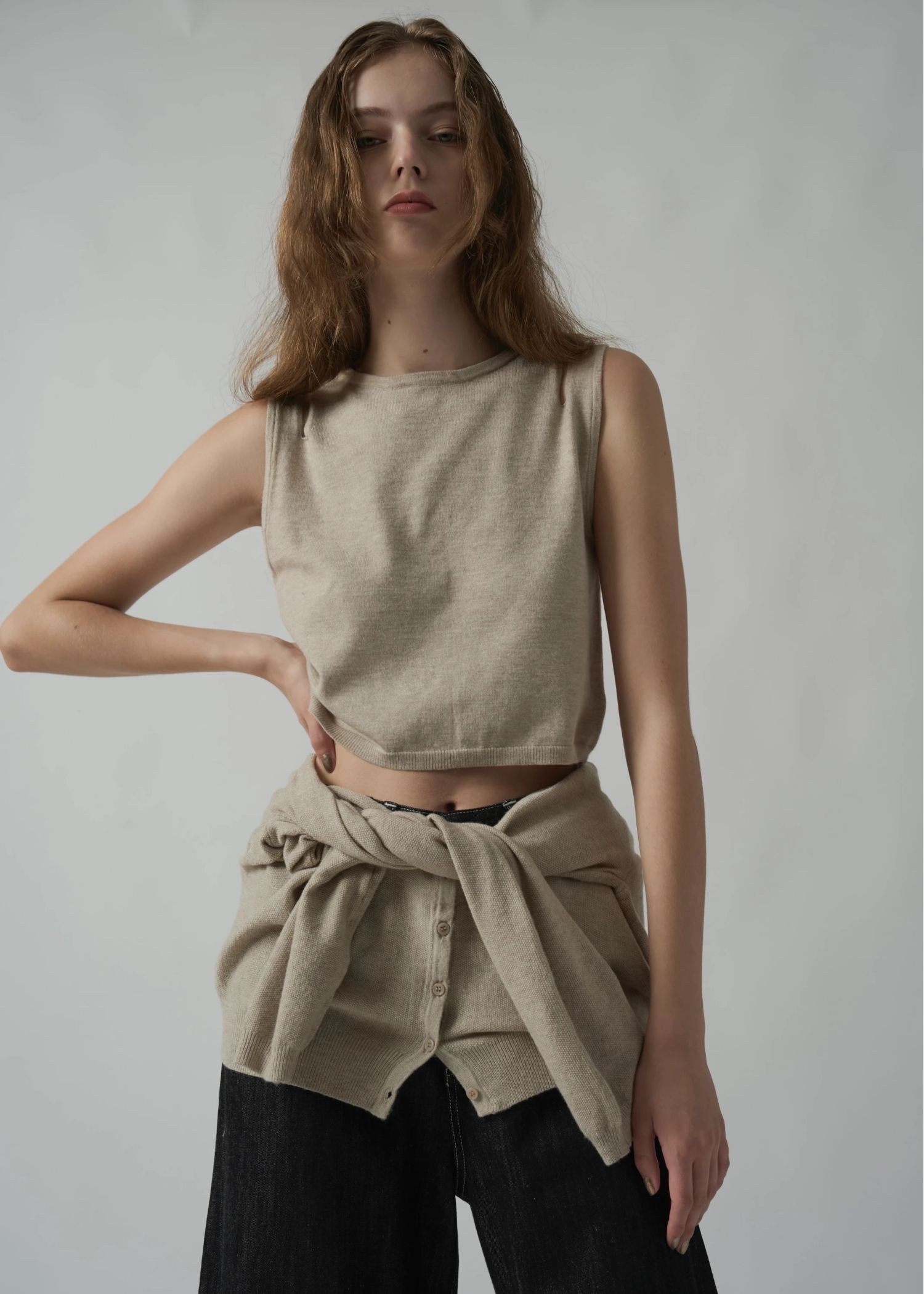 slit tank & seed stitch CD knit ensemble