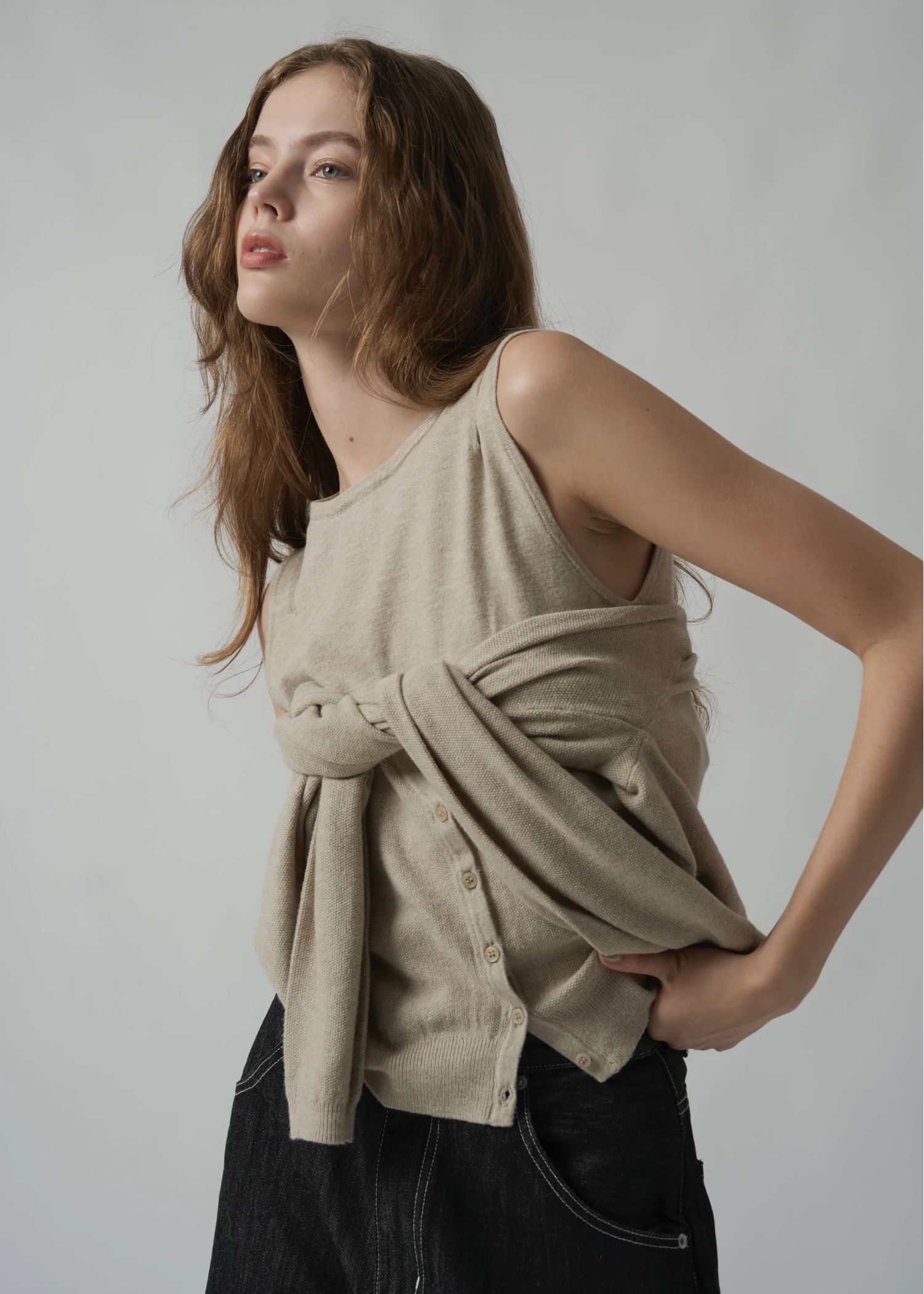 slit tank & seed stitch CD knit ensemble