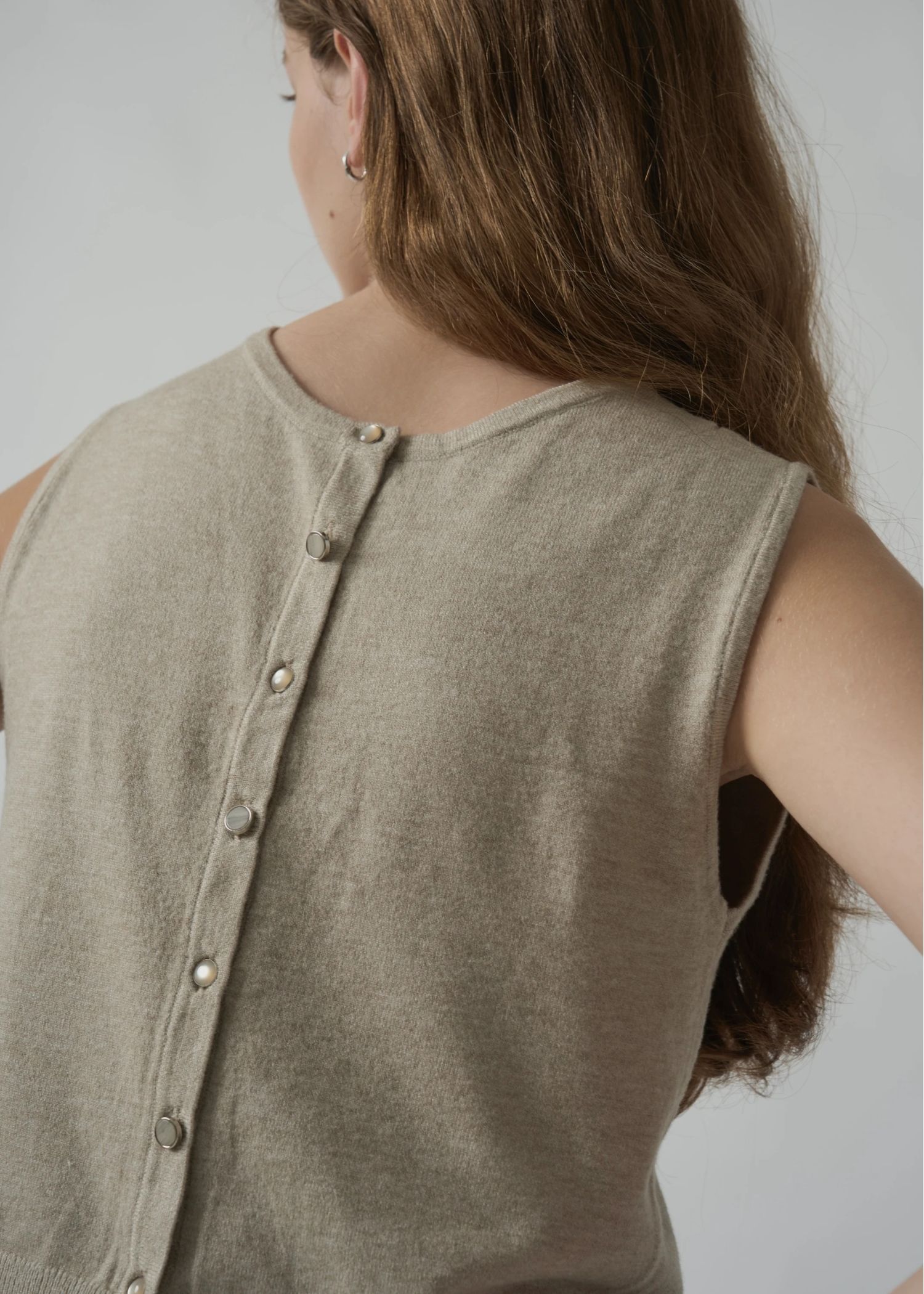 slit tank & seed stitch CD knit ensemble