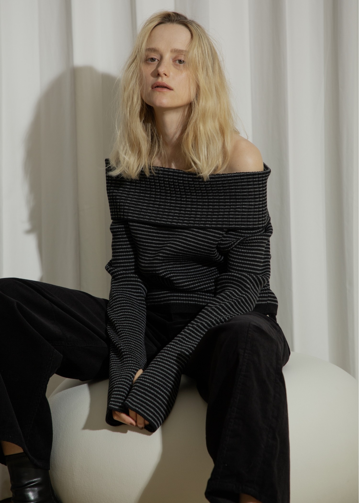 rib turnup off shoulder color schem knit