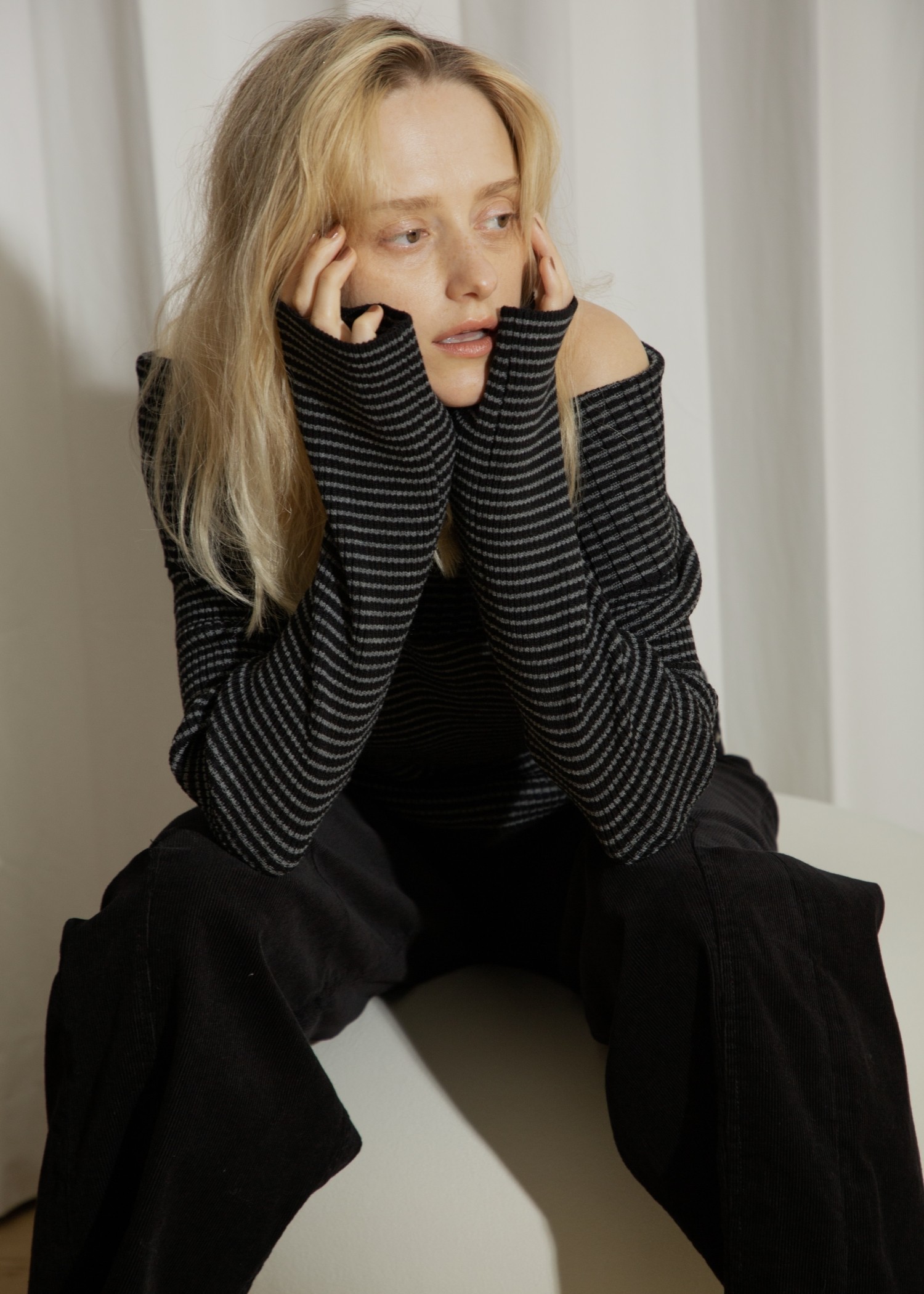 rib turnup off shoulder color schem knit