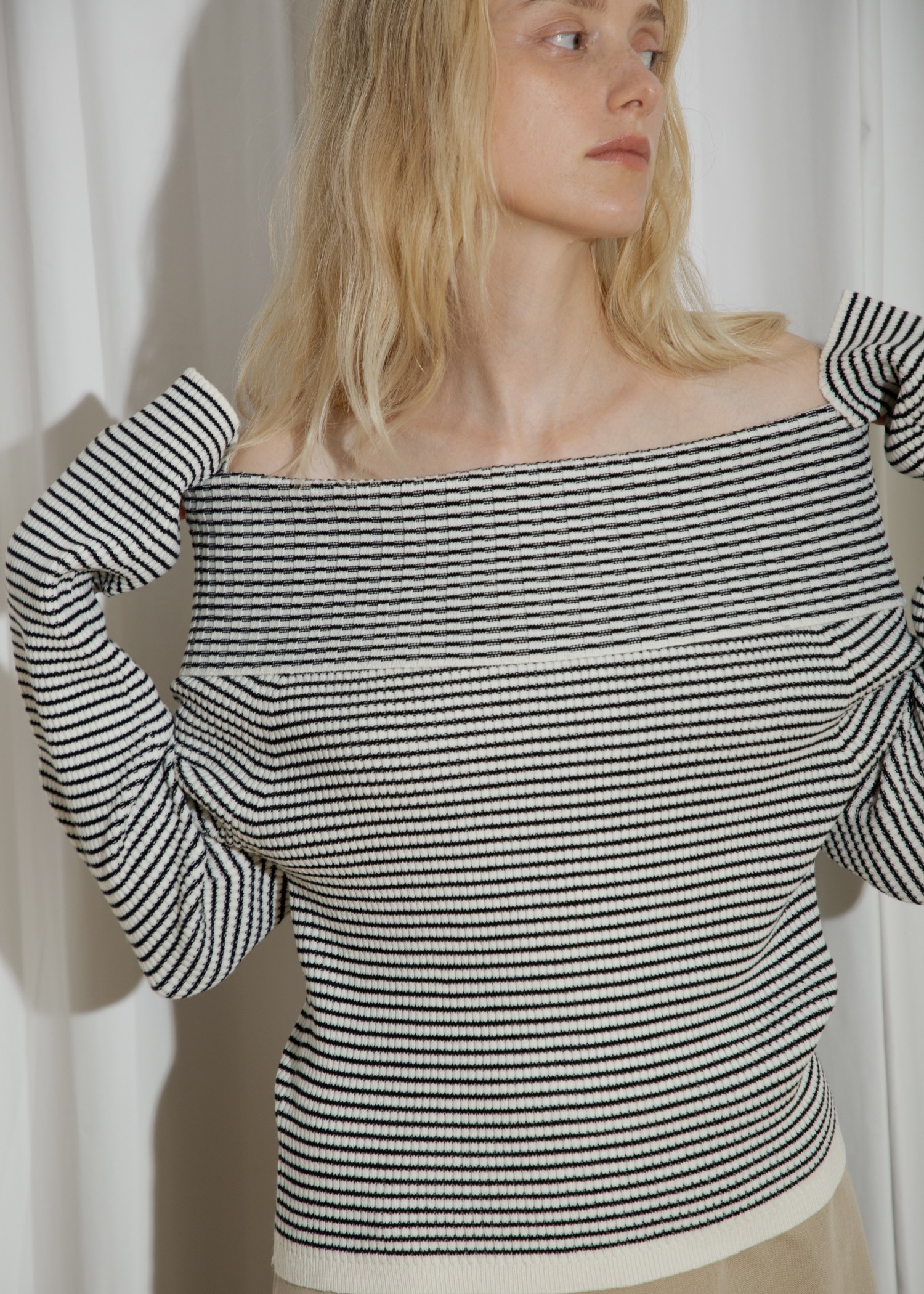 rib turnup off shoulder color schem knit