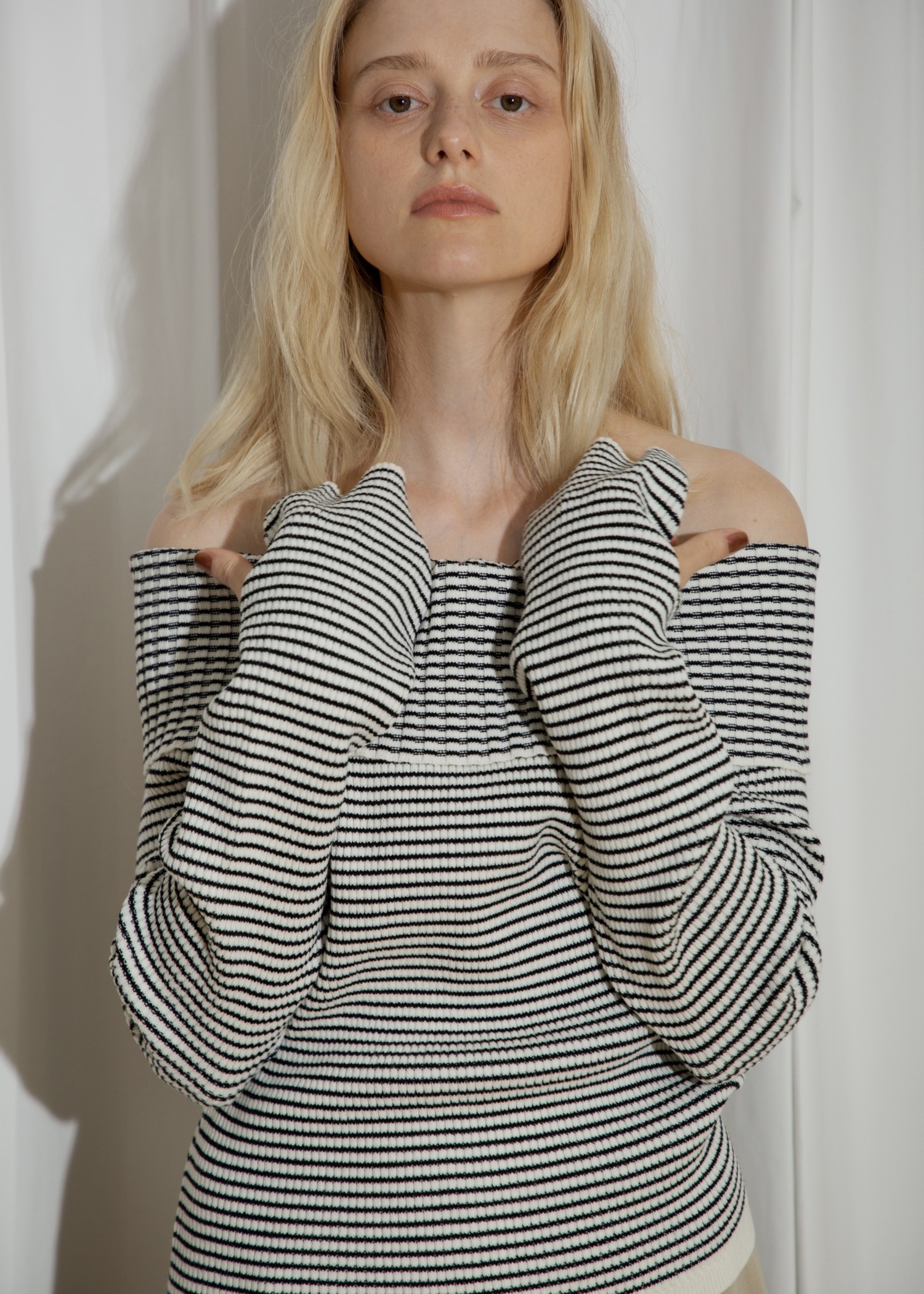 rib turnup off shoulder color schem knit