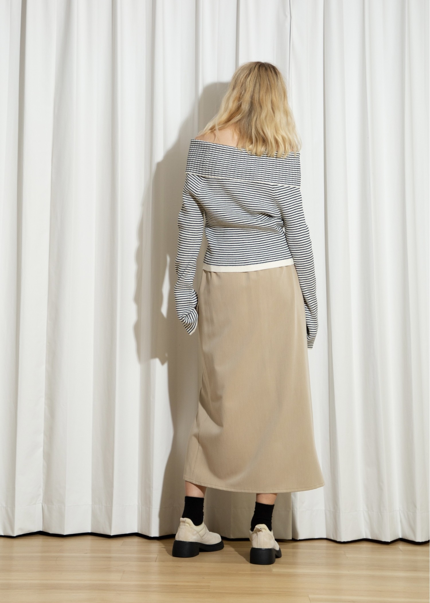 rib turnup off shoulder color schem knit