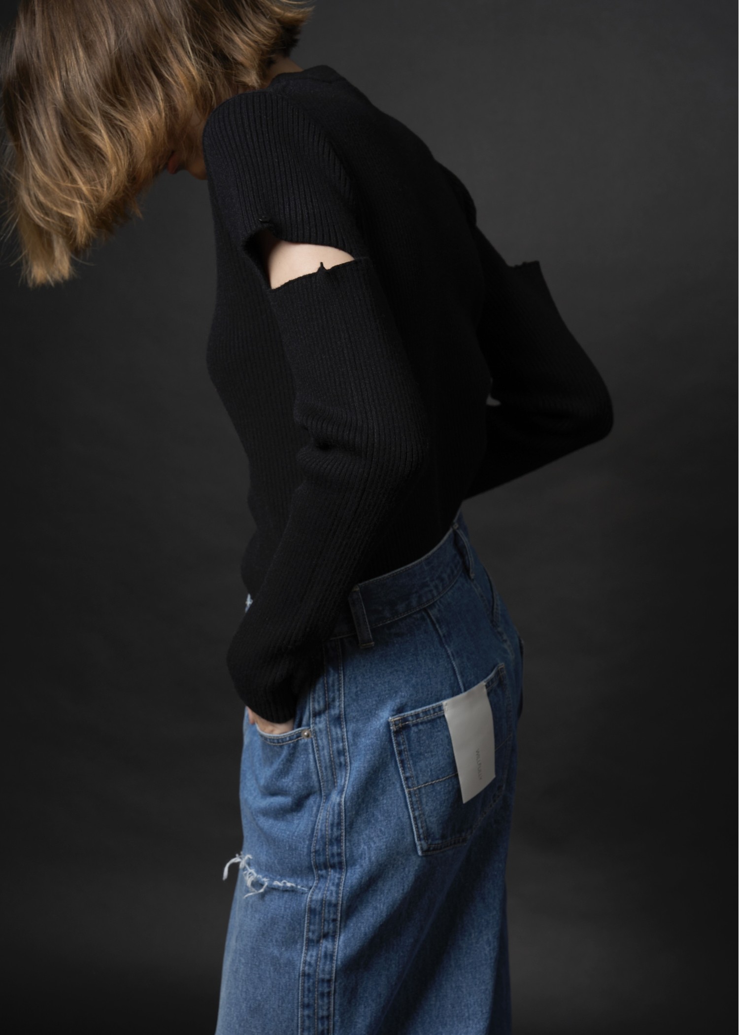 sleeve side notch rib knit